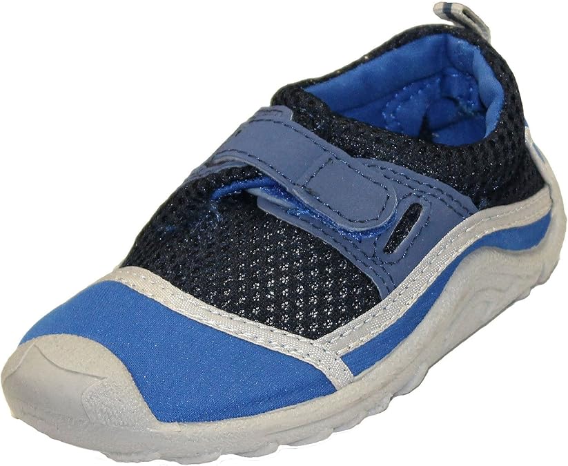 youth size 6 water shoes