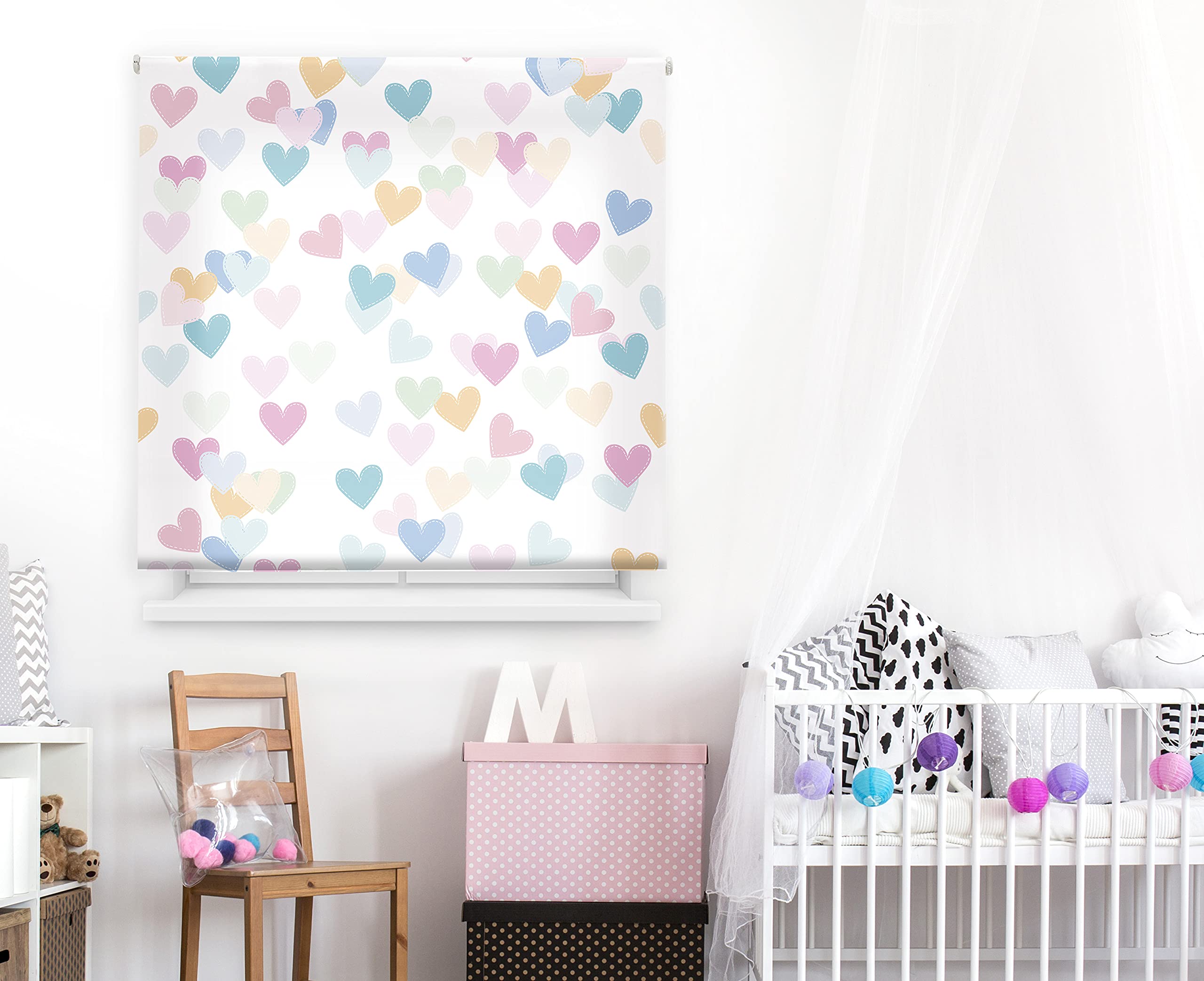 Blindecor Numérique Enfant | Store Enrouleur Translucide avec Impression numérique | Modèle Hearts | 130 x 180 cm (Largeur Hauteur) Dimensions du Tissu 127 x 175 cm | Store de fenêtre