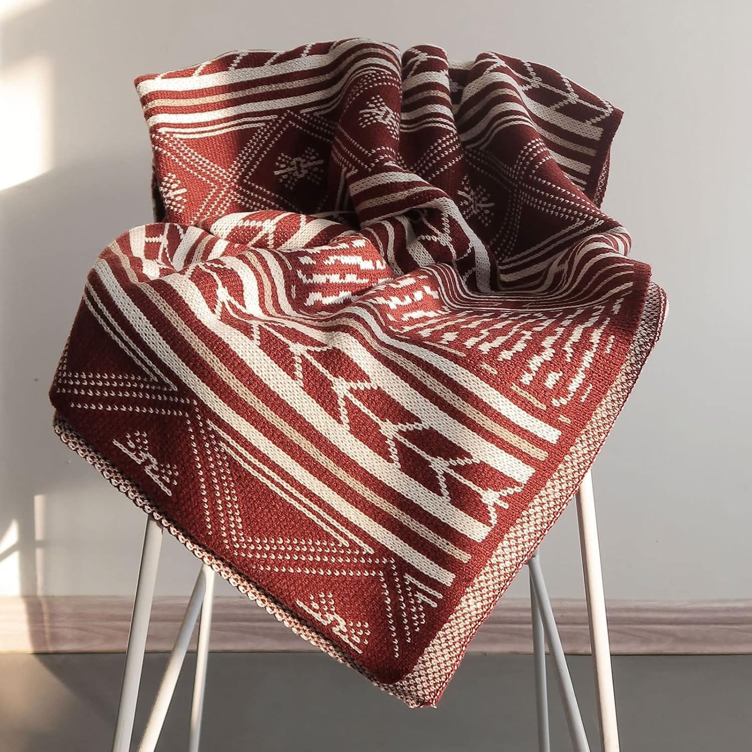 Amazon.com: ELASAD Vintage Red Western Throw Blanket, Rustic Boho Soft ...