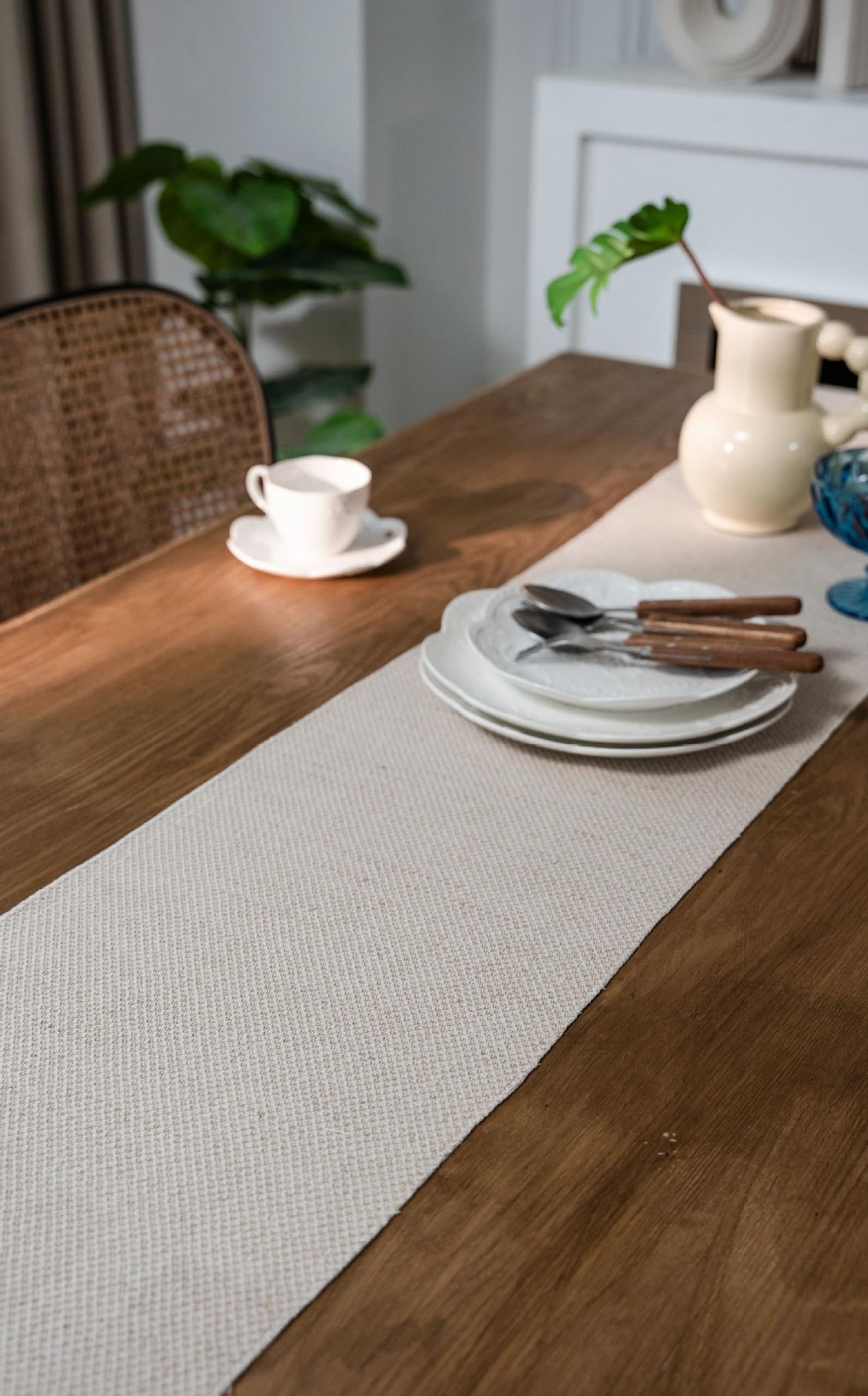 Beige Tischläufer Polyester, Makramee Boho Tischläufer Dekostoff Abwaschbar Tischband Einfache Einfarbig Gewebter mit Quasten Tischdecke für Küche Esszimmer Dekor, 33x240 cm, Beige