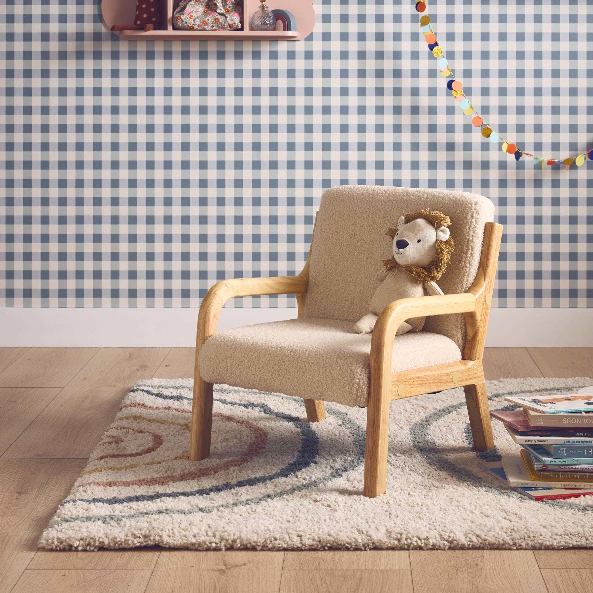 sweeek - Fauteuil scandinave Enfant en Bois et Tissu Bouclette Beige