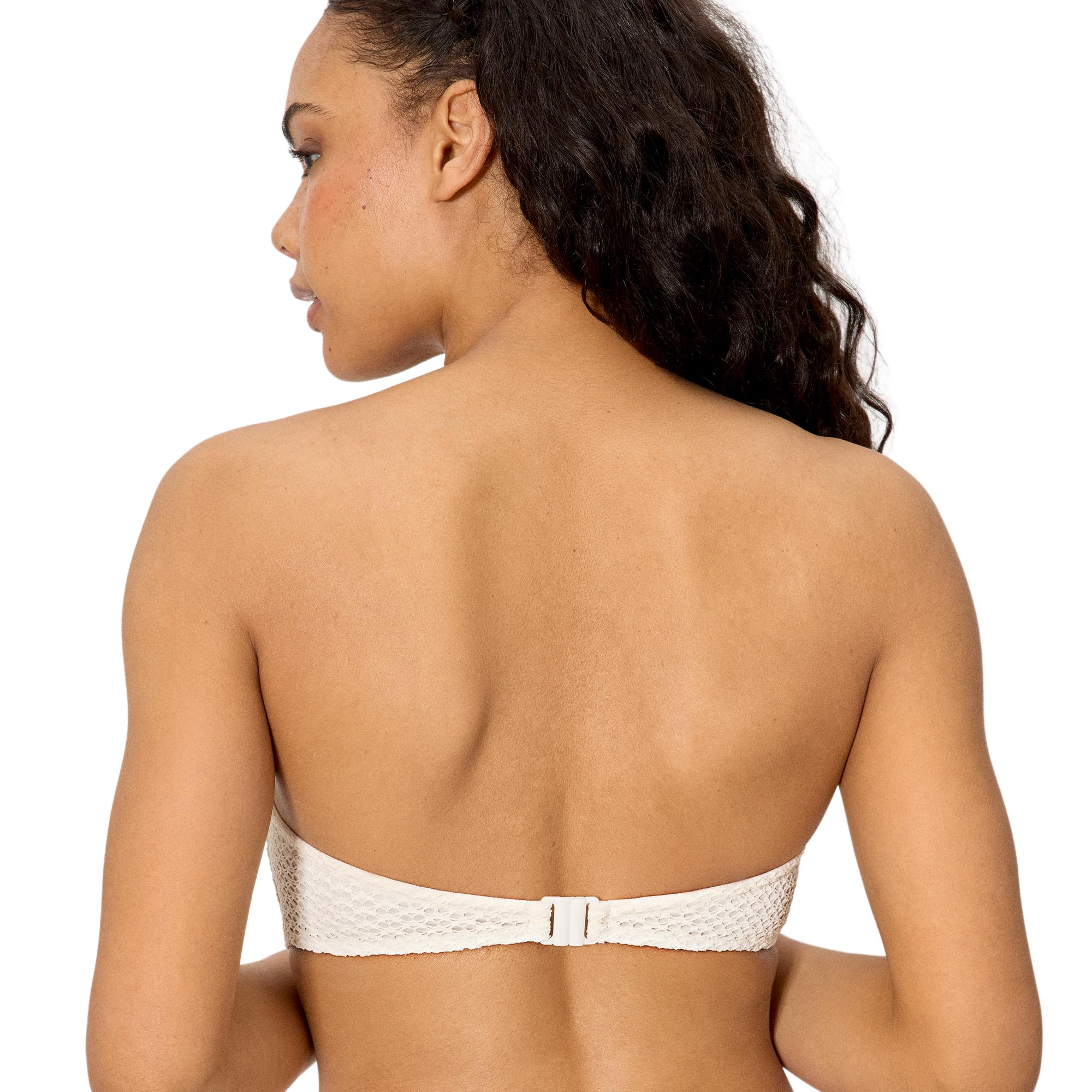 YSABEL MORA. Top Bikini Bandeau Tejido Calado Copa C. con Aro Y Relleno. Tirantes Regulables Y Desmontables. Opción Sin Tirantes. Combínalo con Braga A Juego para Look Completo .Colección Sand.