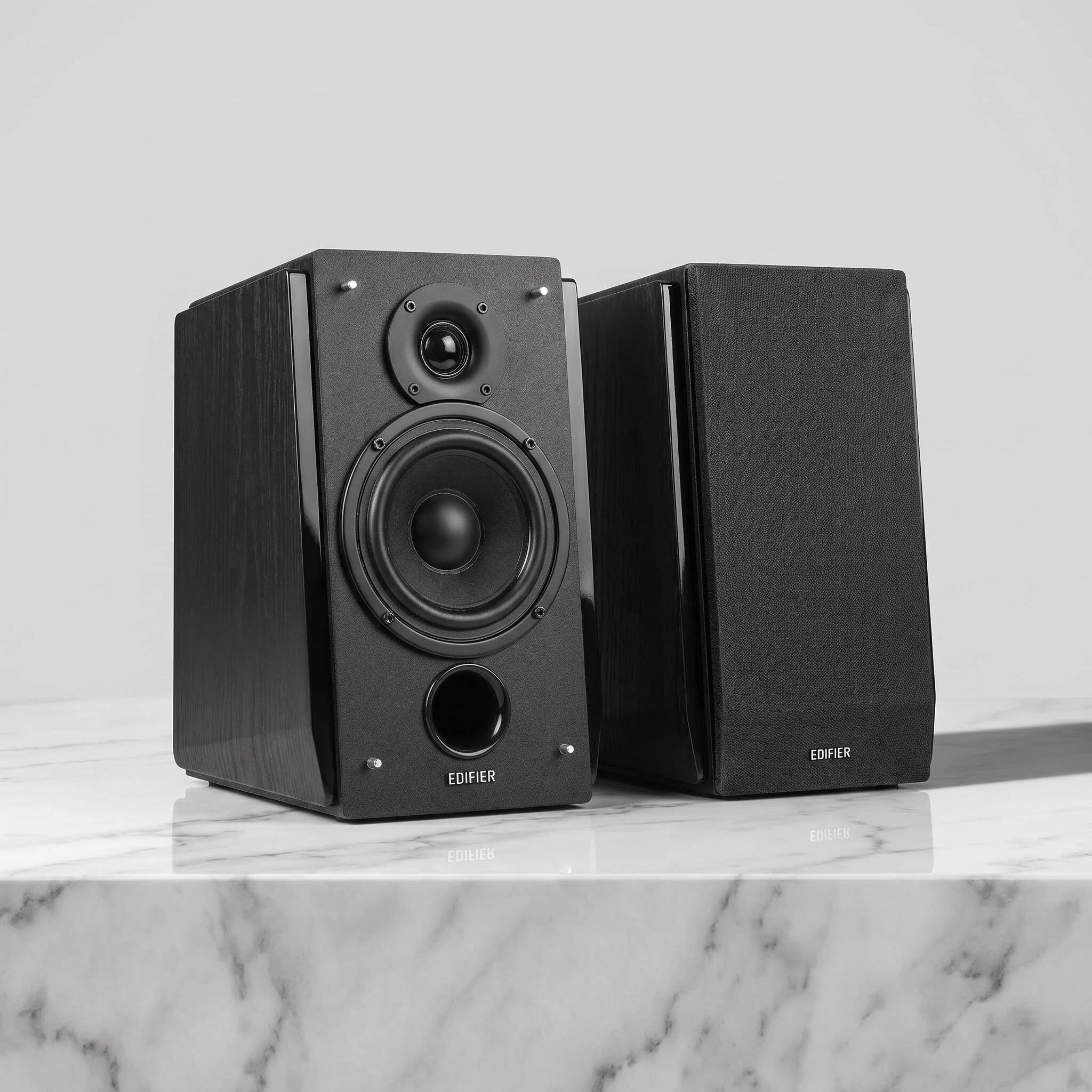 Edifier R1850DB - Altavoz de estantería activo con entrada Bluetooth y óptica - Altavoz de monitor de estudio 2.0 - Amplificador integrado con salida de subwoofer