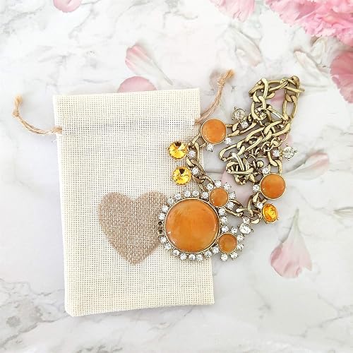 Miniatura 7 de SumDirect Bolsas de arpillera de corazón con cordón  36 bolsas pequeñas de lino beige de 4 x 6 pulgadas para regalo de boda, baby shower