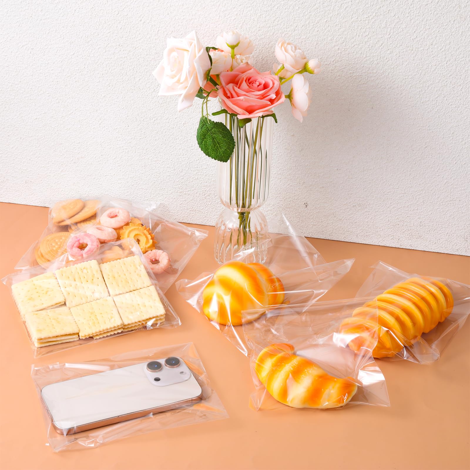 100 Stück Klarsichttüten Klein Tüten Transparent Selbstklebend Geschenke Tüten Durchsichtige Plastiktüten, Zellophanbeutel Durchsichtig, Verpackung Süßigkeitstüten für Keksen (14x18cm) Küche, Haushalt & Wohnen