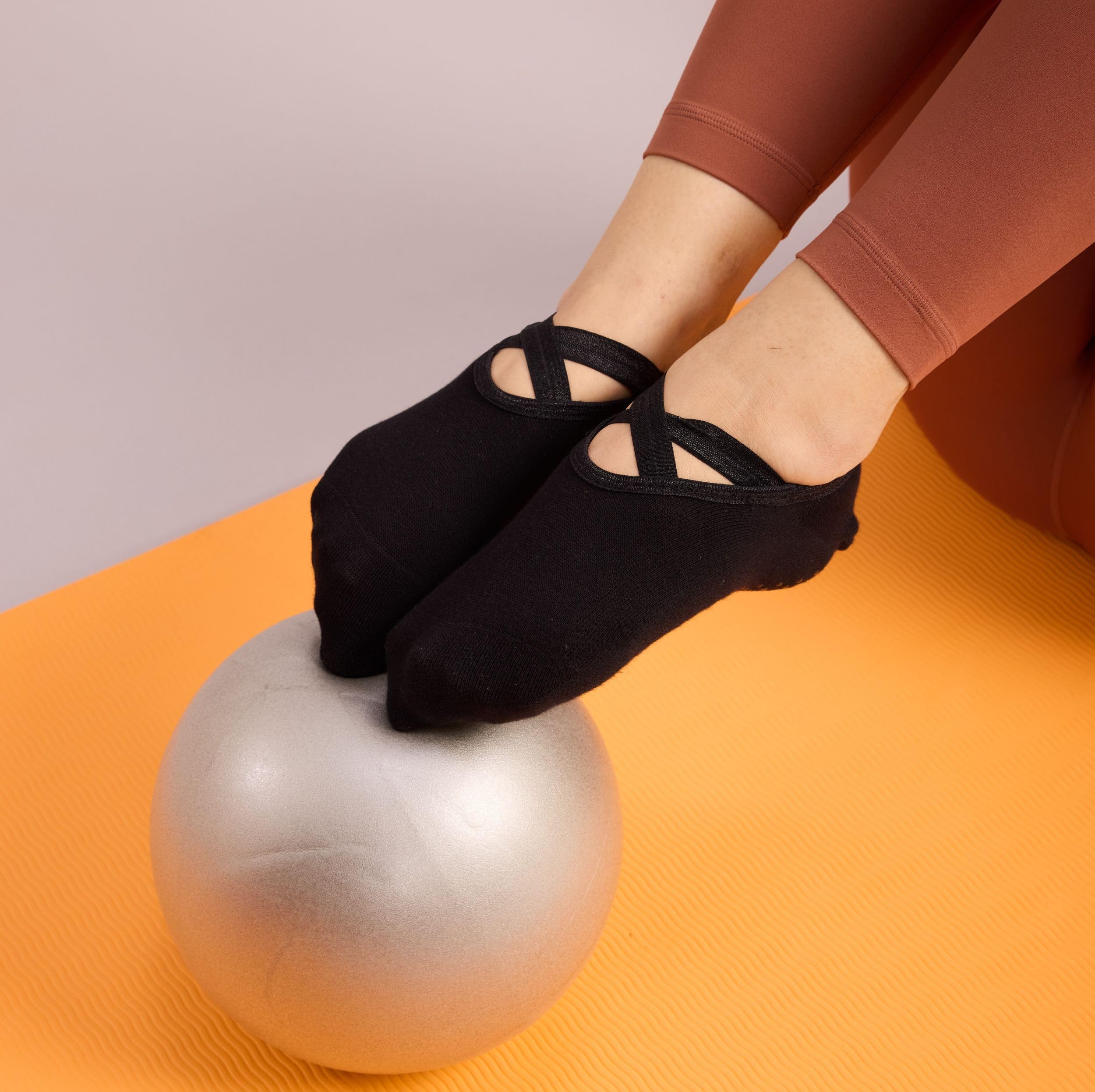 Mint & Oak Ankle Length Open Toe Women Socks |Pilates & Yoga Socks 3 Open Toe & 3 Pilates Anti Skid Grip - Image 4 thumbnail