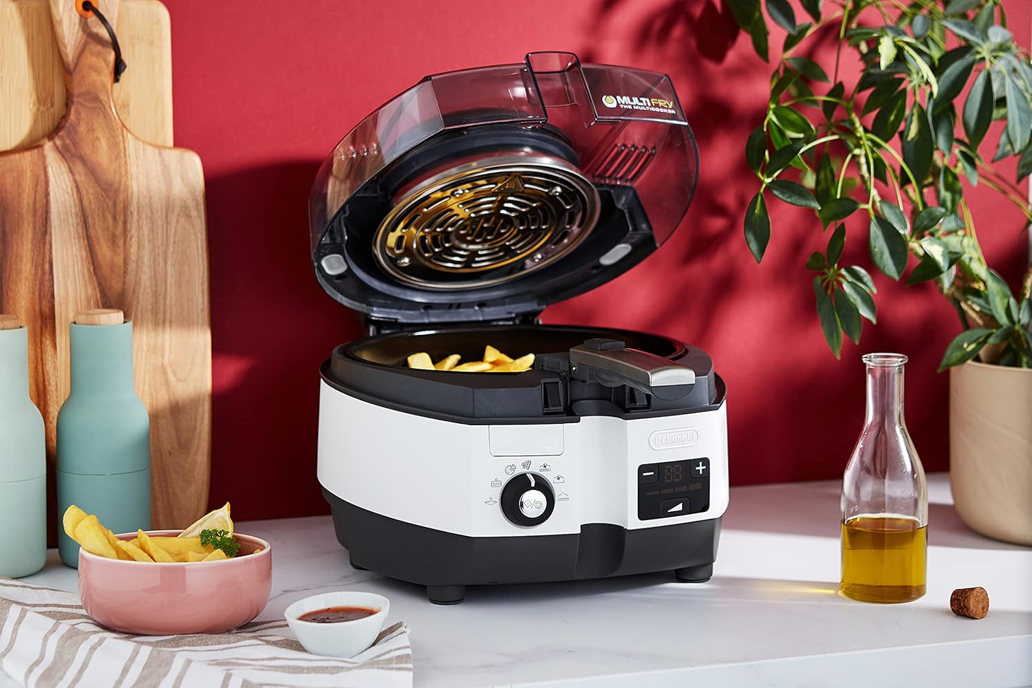 De'Longhi FH1394/2 MultiFry Extra Chef Air Fryer with lid open and food inside