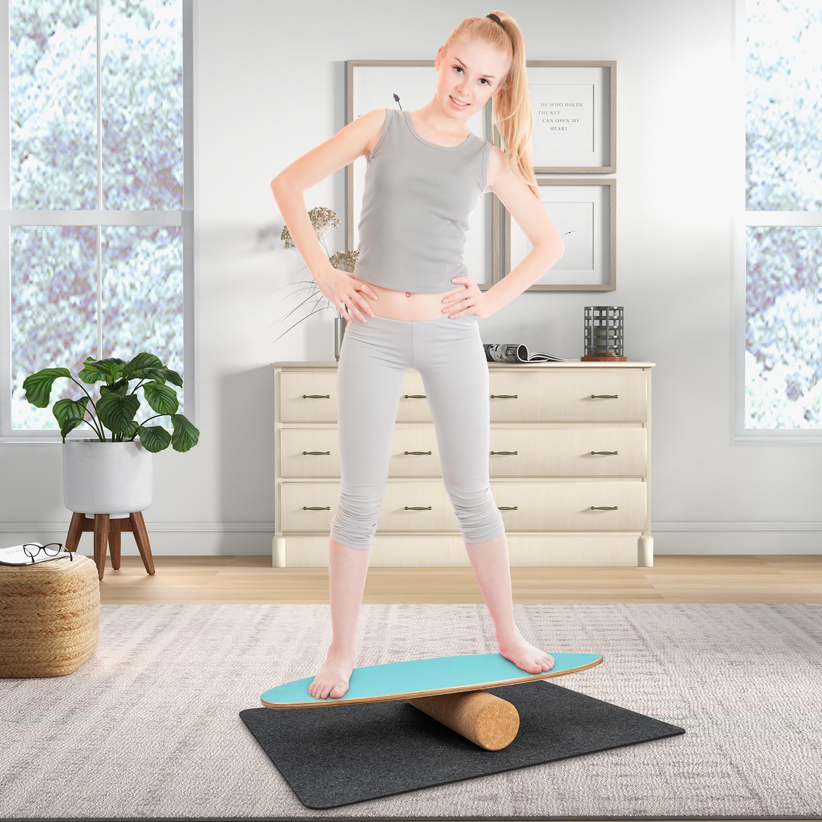 GOPLUS Planche d'Équilibre en Bois avec Rouleau en Liège et Tapis de Feutre Antidérapant, Surf Balance Board d’Entraînement, Améliore Force du Tronc, Charge Max 100kg