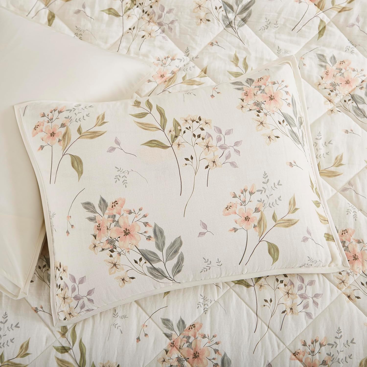 Avanti Linens – Twin Size Quilt Set, 100% Soft & Reversible Bedding with 2-Layer Gauze Texture, Floral Print Design, 2 Piece Bed Set with Matching Pillowcase (Wildflowers)