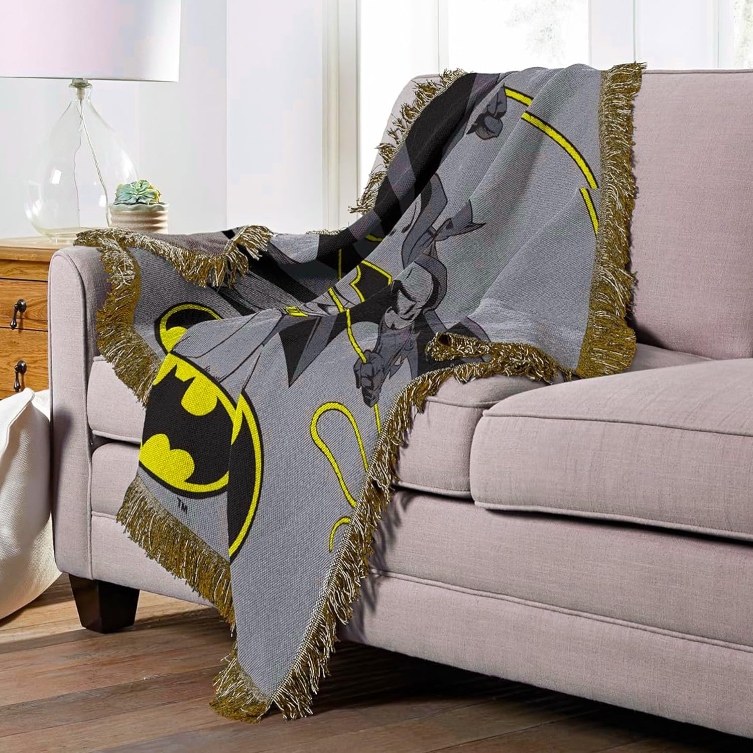 DC Comics Batman Fleece Blanket for Kids - Bundle Sherpa Throw, Stickers, Phone Wallet, and More | Batman Blanket Size 40x50 (Black/Yellow) - Image 3