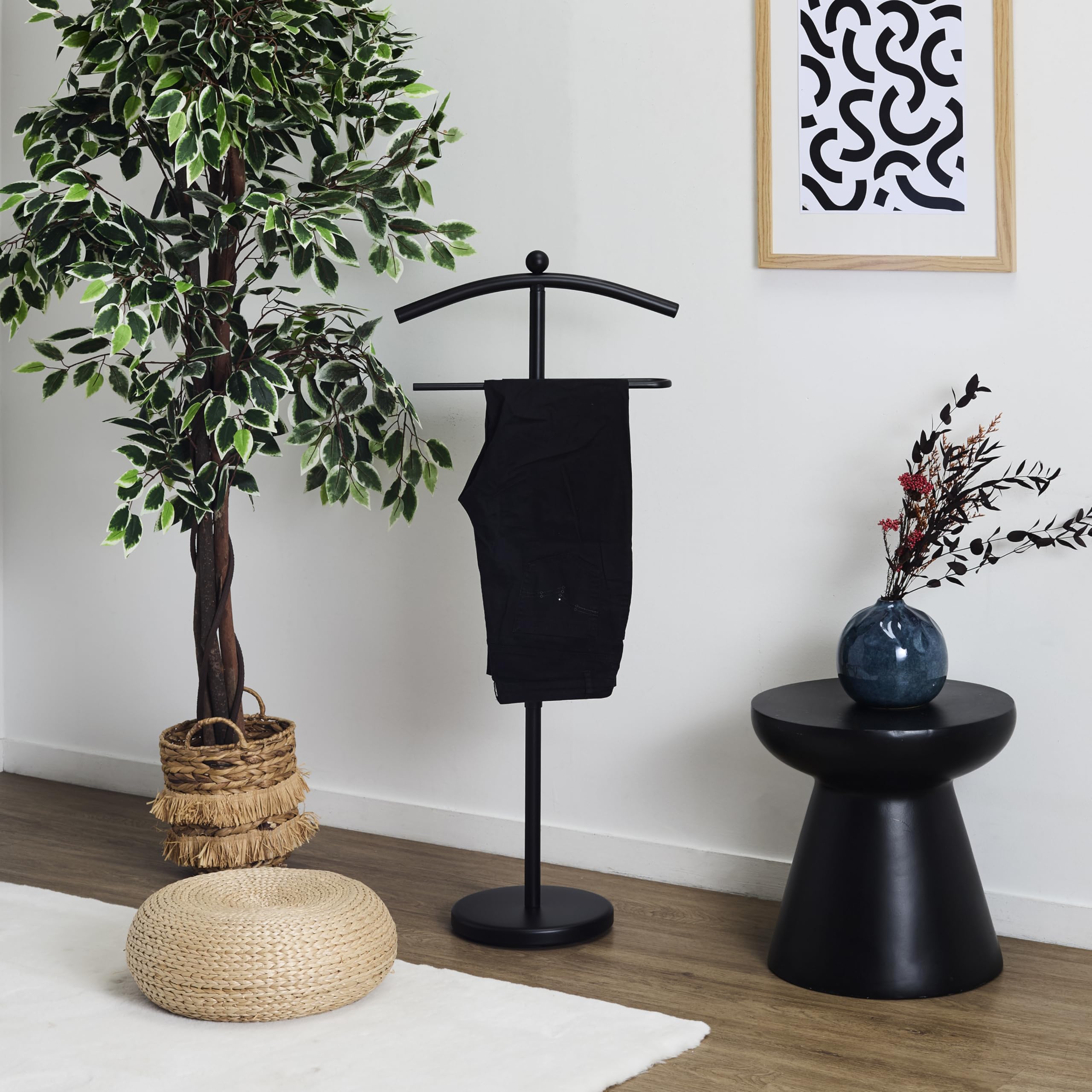 Valet de Nuit Effet Bois Rangement Vêtements Noir | Plastique, valet de nuit effet bois, rangement pratique, vêtements et accessoires, chambre, 45x109x26 cm, noir