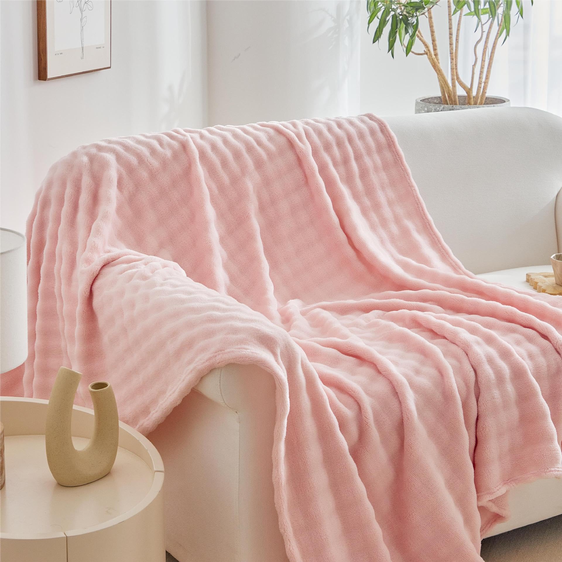 Couverture châle douce et réconfortante pour des soirées cocooning