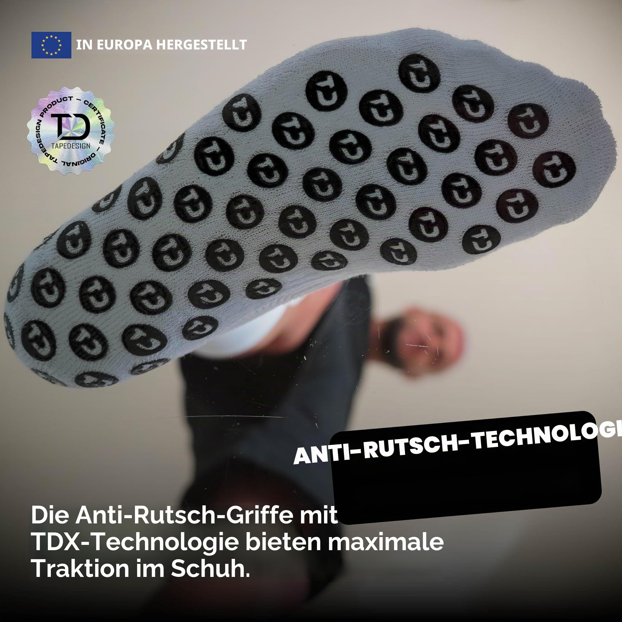 Tapedesign – Doppelpack Superlight Socks – 2 Paar ultraleichte Grip Socken für Fußball & Sport – Super dünn & elastisch – Rutschfest in Schuhen – Maximaler Halt & Komfort für Training & Wettkampf
