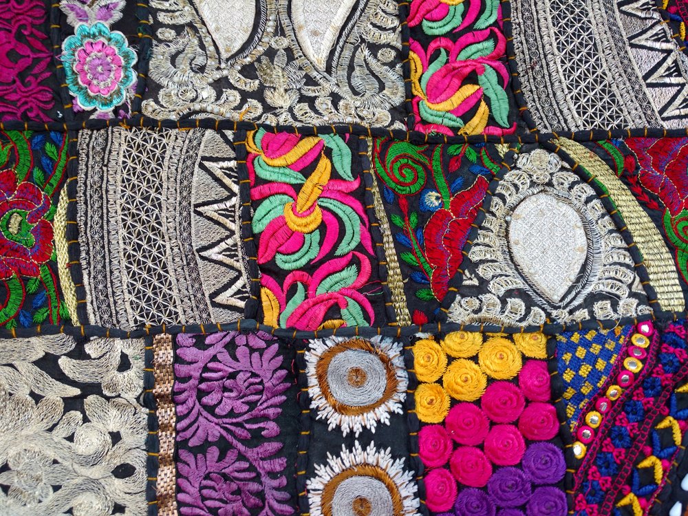 Rastogi rękodzieło patchwork haftowane okno walencja drzwi wiszące bandhanwar toran dekoracja domu (czarny)