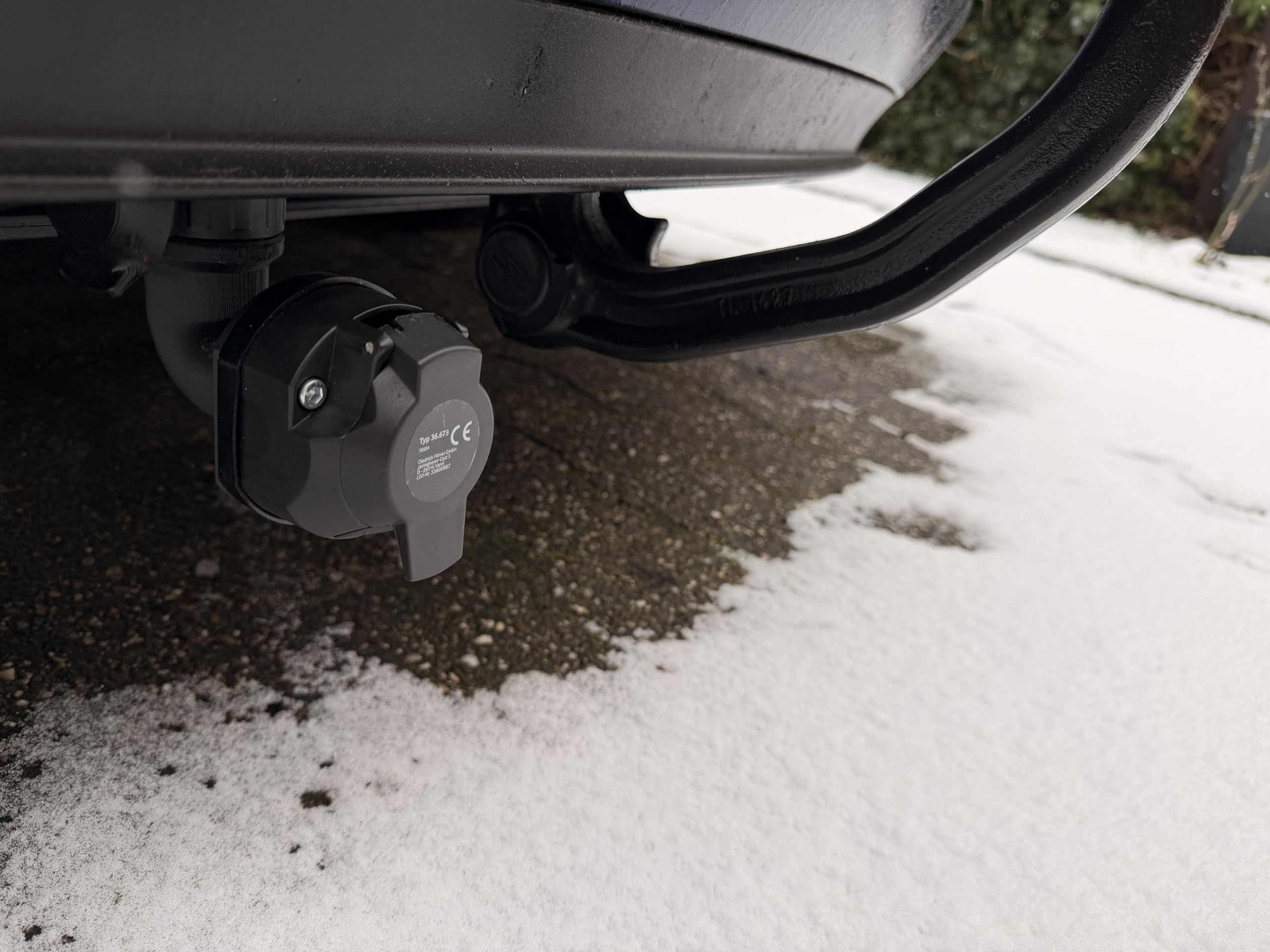 13-Pin Anhängersteckdosen-Adapter, 90° Winkel, 13-polig, Anhängerkupplung Verlängerung, kompatibel fur Tesla Model 3