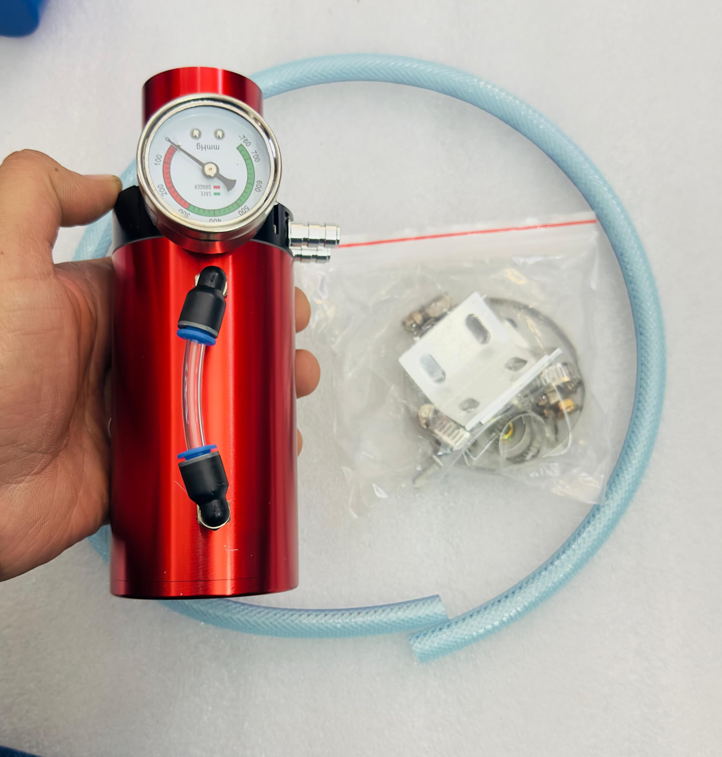 RED Engine Oil Catch Aluminum Reservoir Breather Tank Can Vacuum Pressure Gauge Engine Oil Catch Can Kit Universal Aluminum Air Oil Breather Cylinder Tank for Turbo Applications-image-38