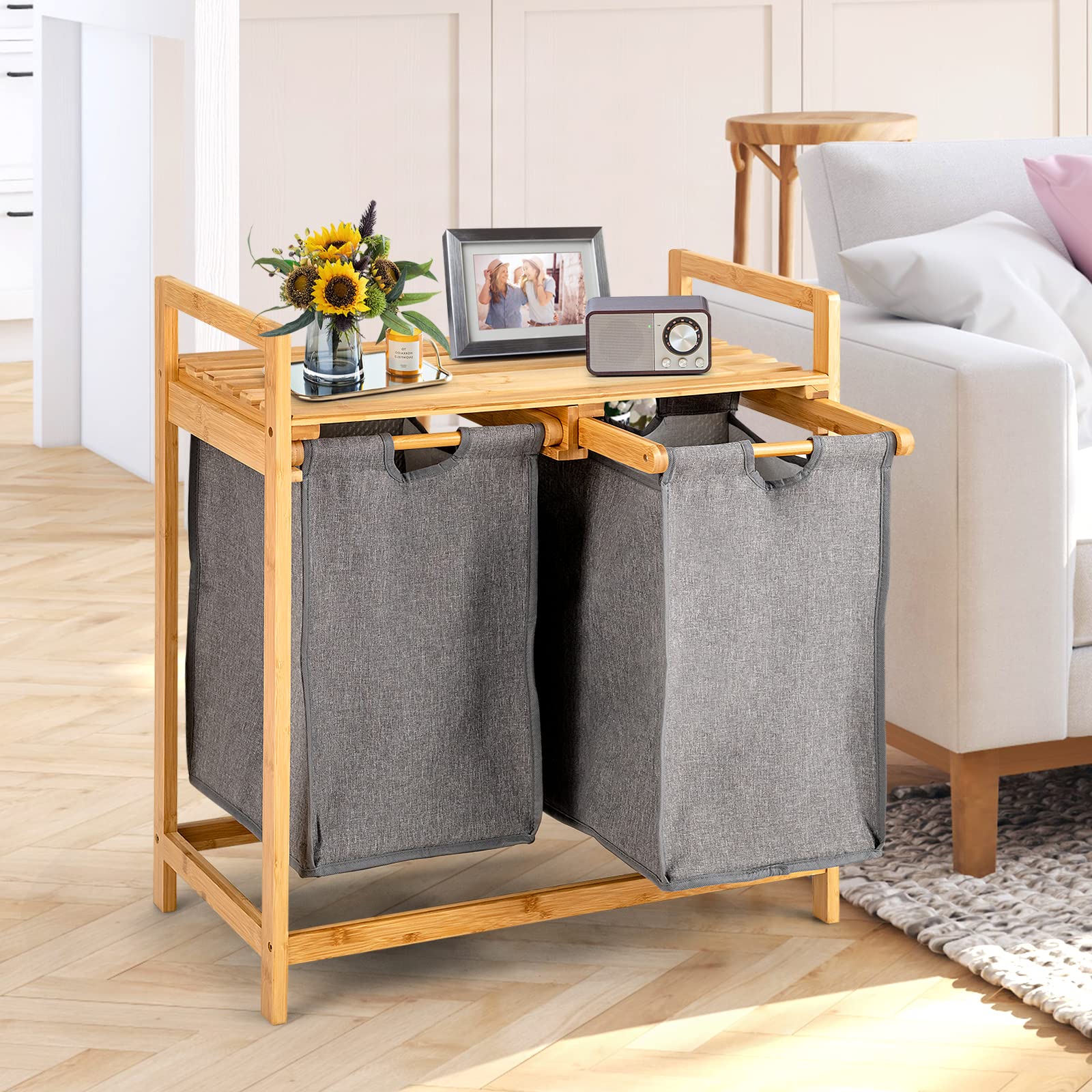 GIANTEX Estantería de Bambú con 2 Cestas Extraíbles para la Ropa, Cesta de Colada con 2 Bolsas de Tela y Estante Superior, 64 x 33 x 73 cm, Mueble de Almacenamiento para Baño, Lavandería (Gris)
