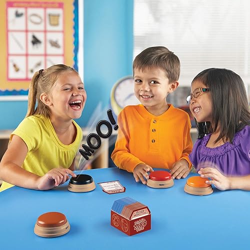 Miniatura 2 de Learning Resources Riddle Moo This - Un juego de palabras tonto acertijo, 150 cartas, 4 zumbadores, a partir de 5 años