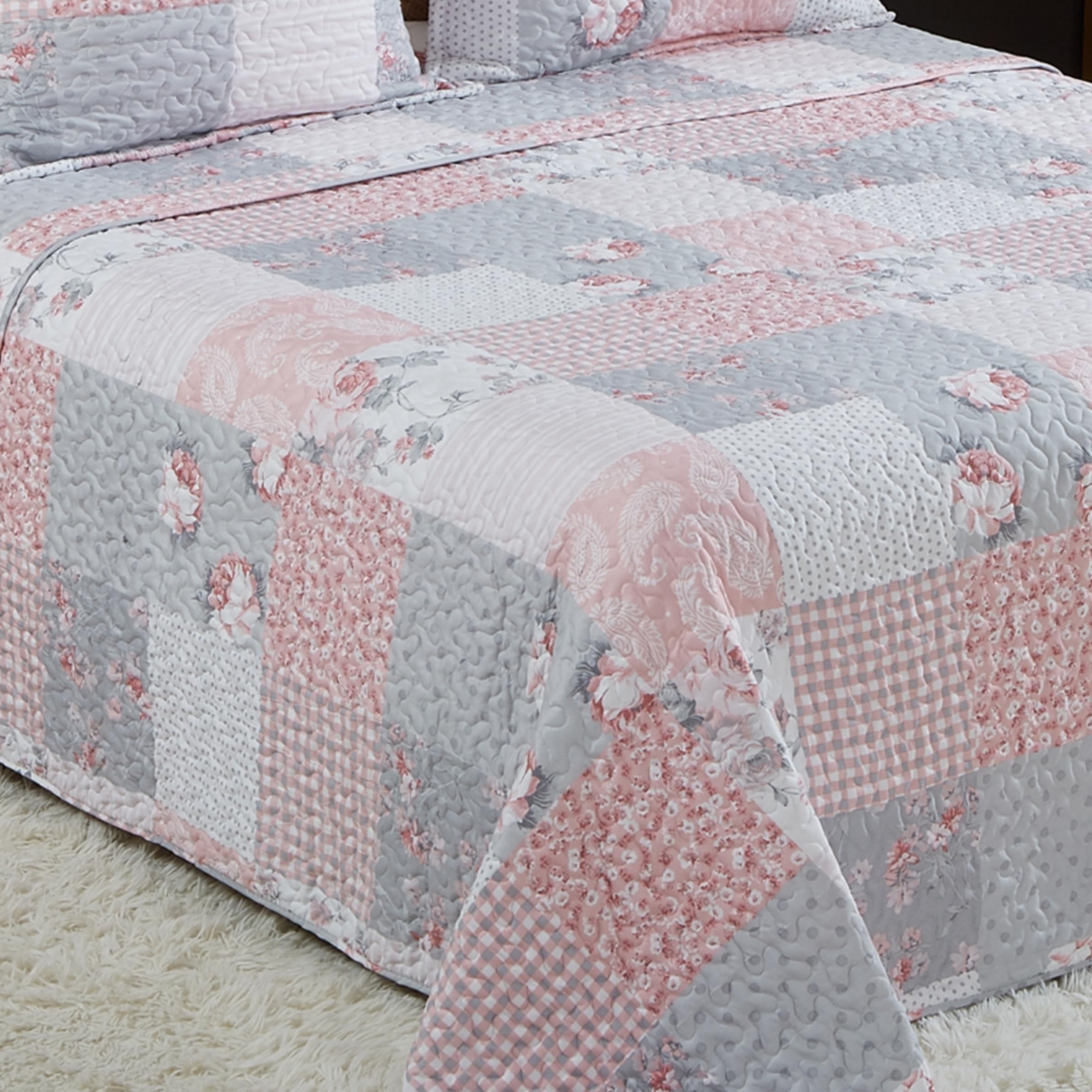 Couvre-lit Boutis Fanny & Céline 220x240cm + 2 Taies 65x65cm | Imprimé Rose, Microfibre, Lavable Machine