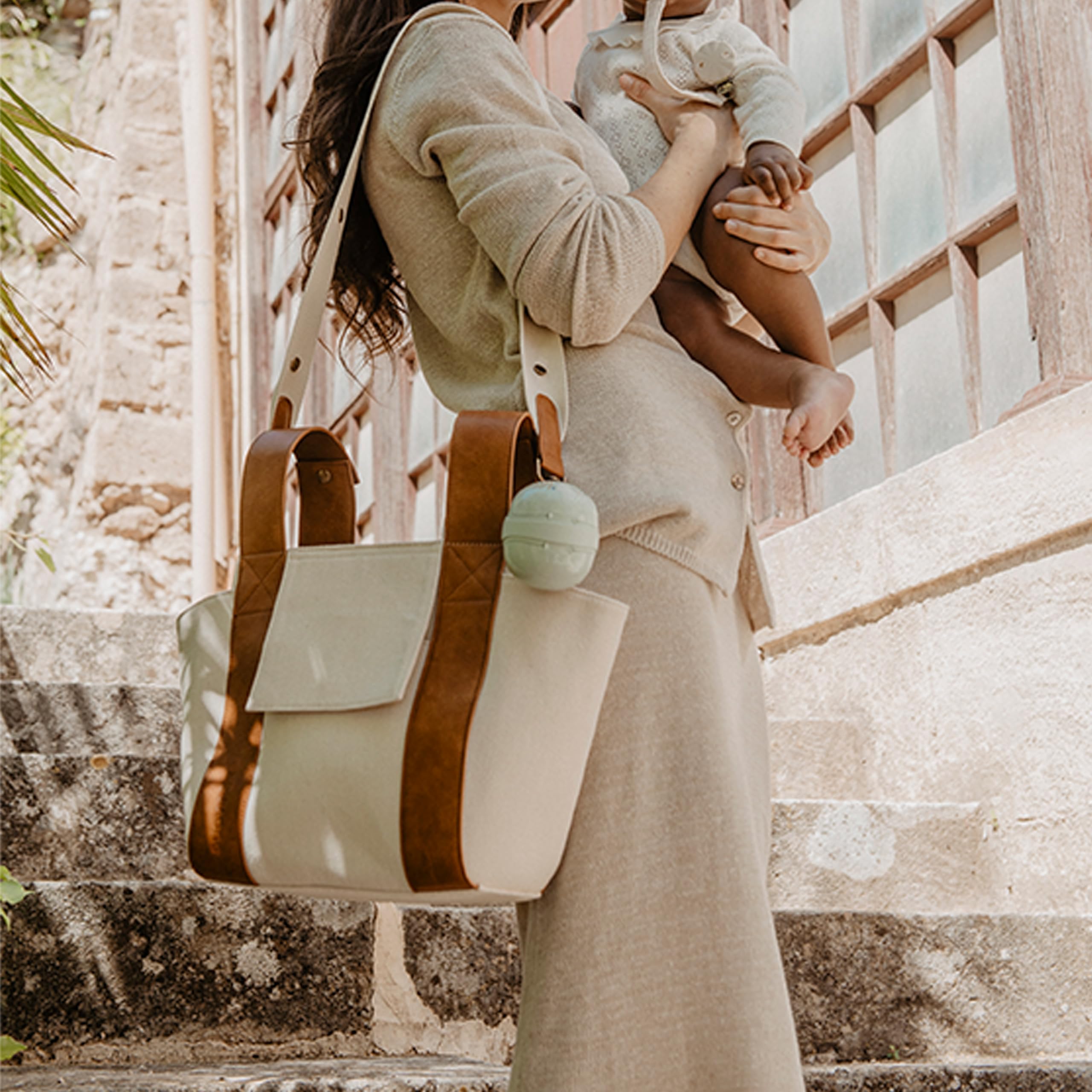 Suavinex, Sac de Maternité, Sac à Langer Bébé, Organisateur pour Poussette, Avec Anses Ajustables à la Poussette, Fermeture Éclair, Compact et de Grande Capacité, avec Poches Intérieures