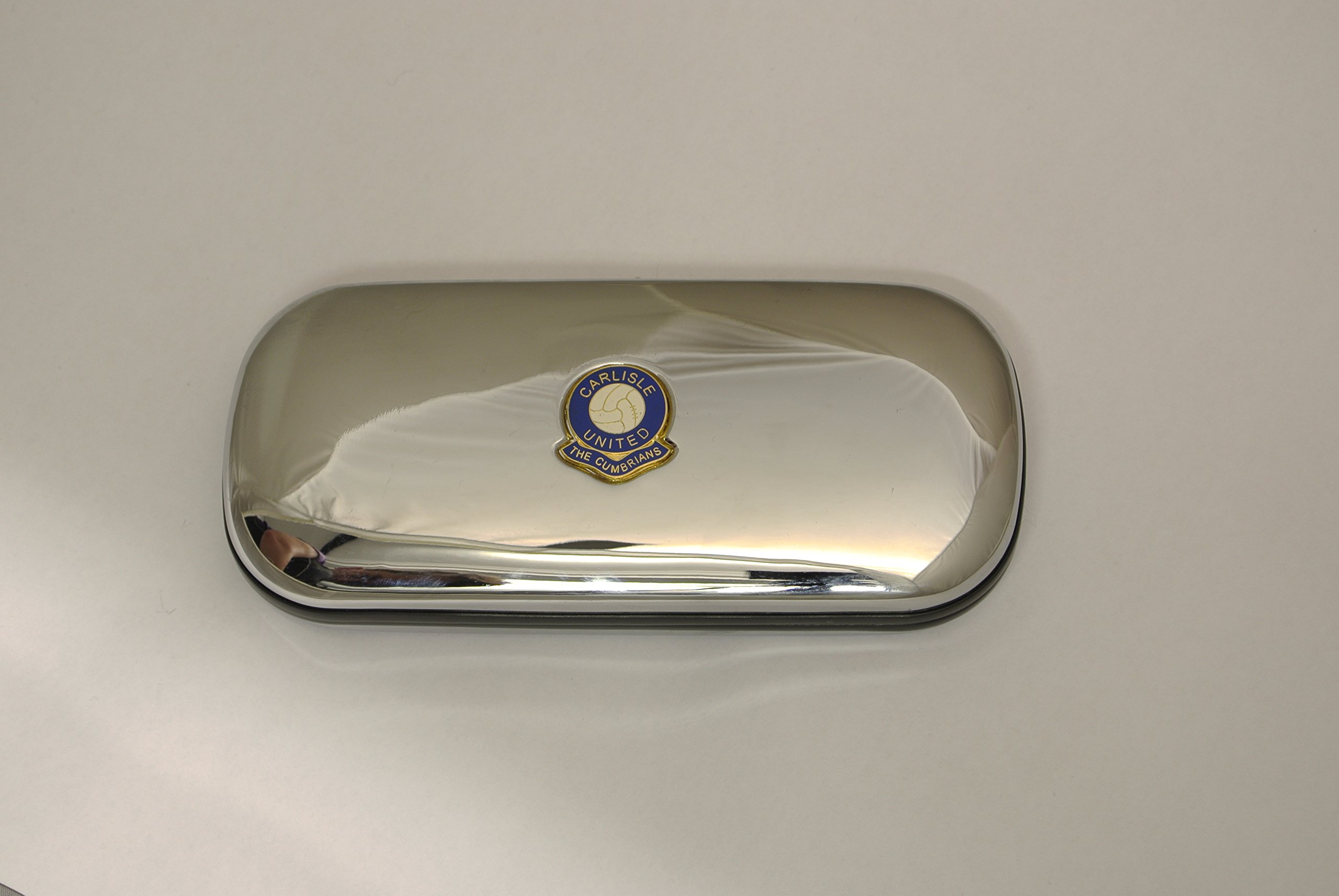 Polished chrome football club glasses case – Carlisle United