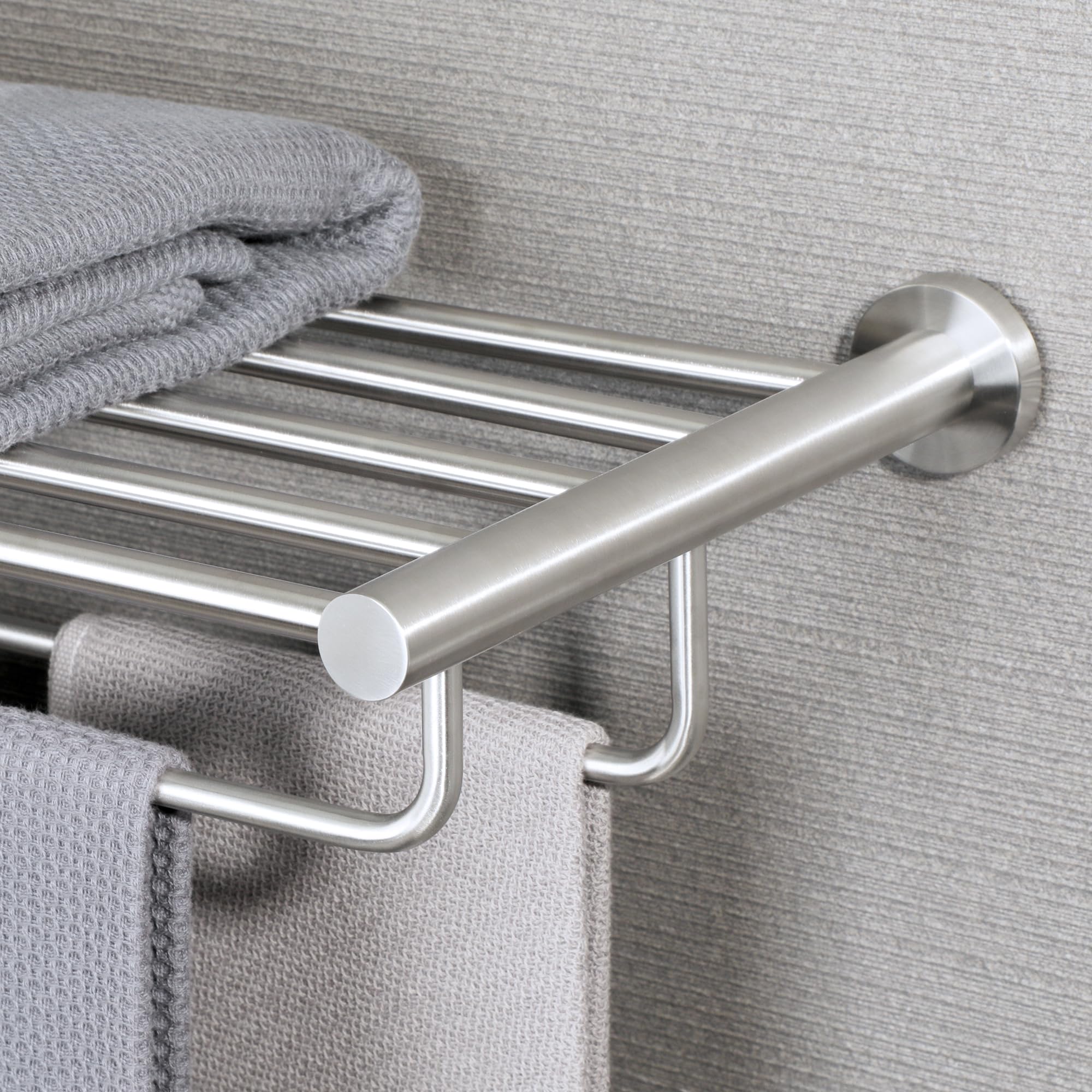 SAYAYO Porte Serviette Mural en Double Barres avec Étagère, Range Support Serviette en Acier Inoxydable pour Salle de Bain Cuisine Toilette, 60CM Brossé, EGKN2308-600-LS (95MM Entre Les Barres)