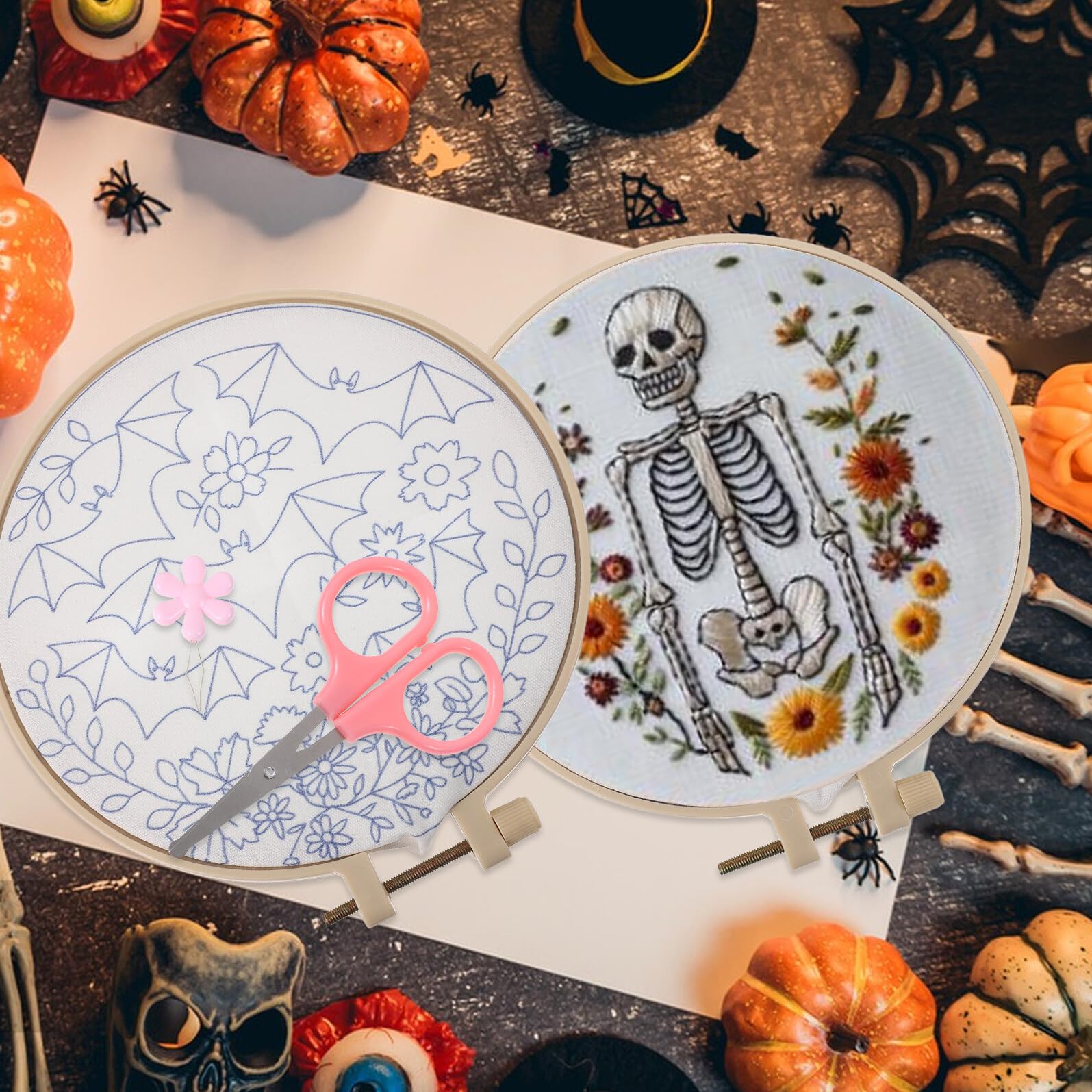 BCOATH Kit de Bordado de Halloween para Principiantes con 4 Patrones Temáticos Hilo Incluido Tela Estampada y Aguja Mágica Adecuado para Manualidades Creativas y Decoración Otoñal