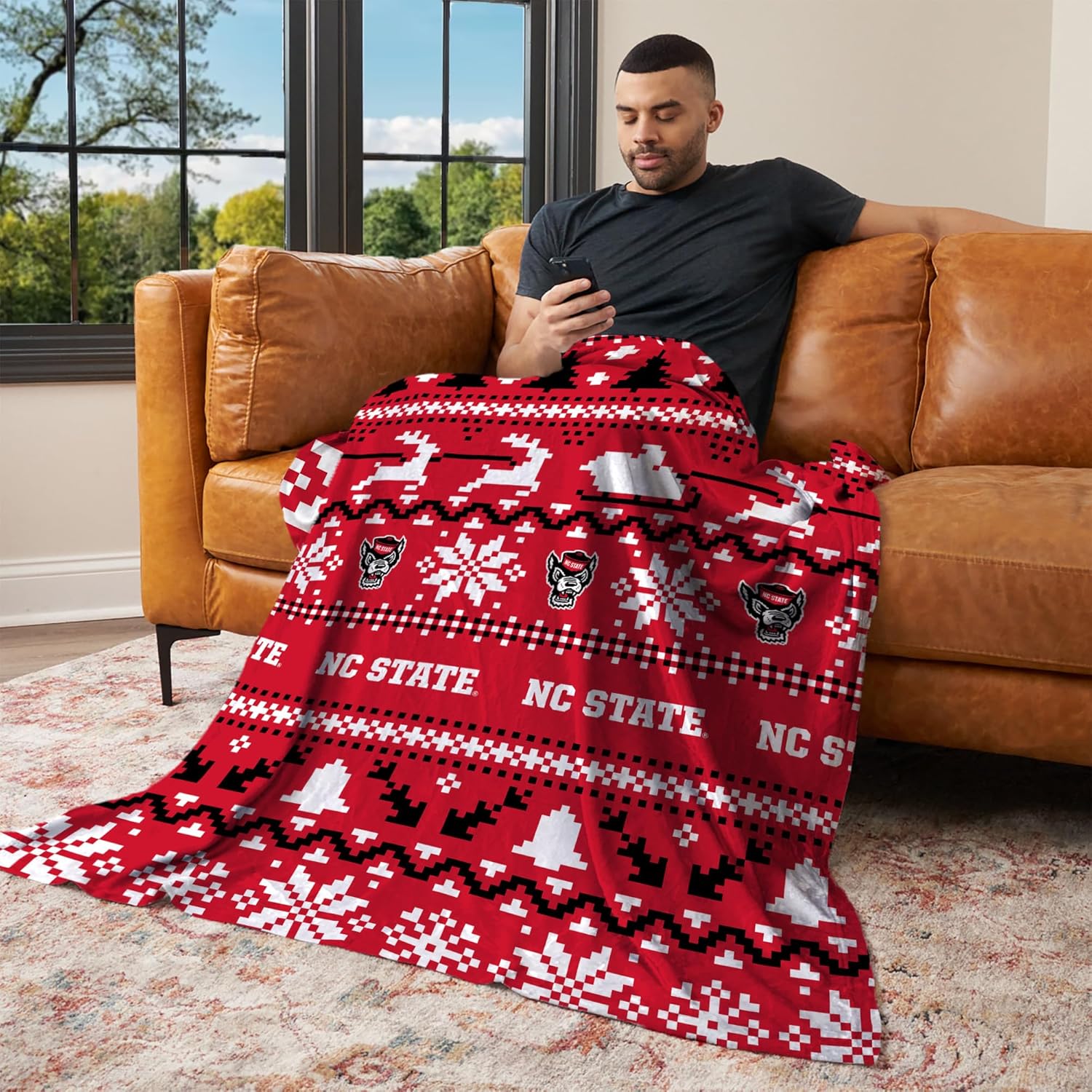 NCAA NC State Wolfpack, Xmas Time, Silk Touch Throw Blanket, 50 x 60 Inches