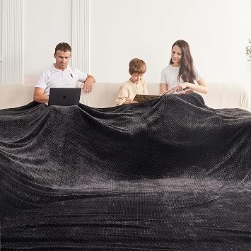 Oversized King Fleece Blanket 120x138 Inches, Seamless Soft Cozy 3D Jacquard Flannel Blanket 10x11.5 Extra Large for Bed, Sofa, Couch, Travel & Camping, California King Throw, Black Leaf