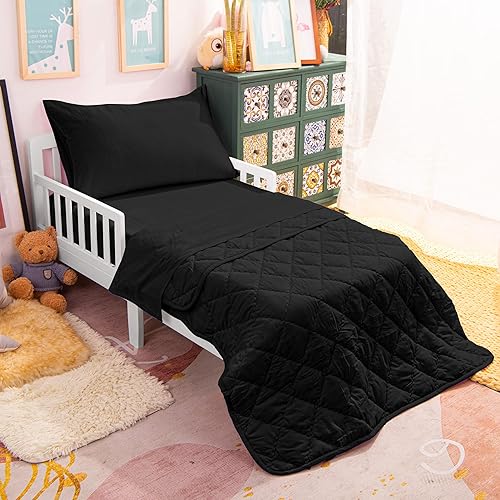 Vista 121 de NTBAY Juego de ropa de cama para niños pequeños, juego de ropa de cama suave y transpirable de 4 piezas para niños y niñas, incluye edredón