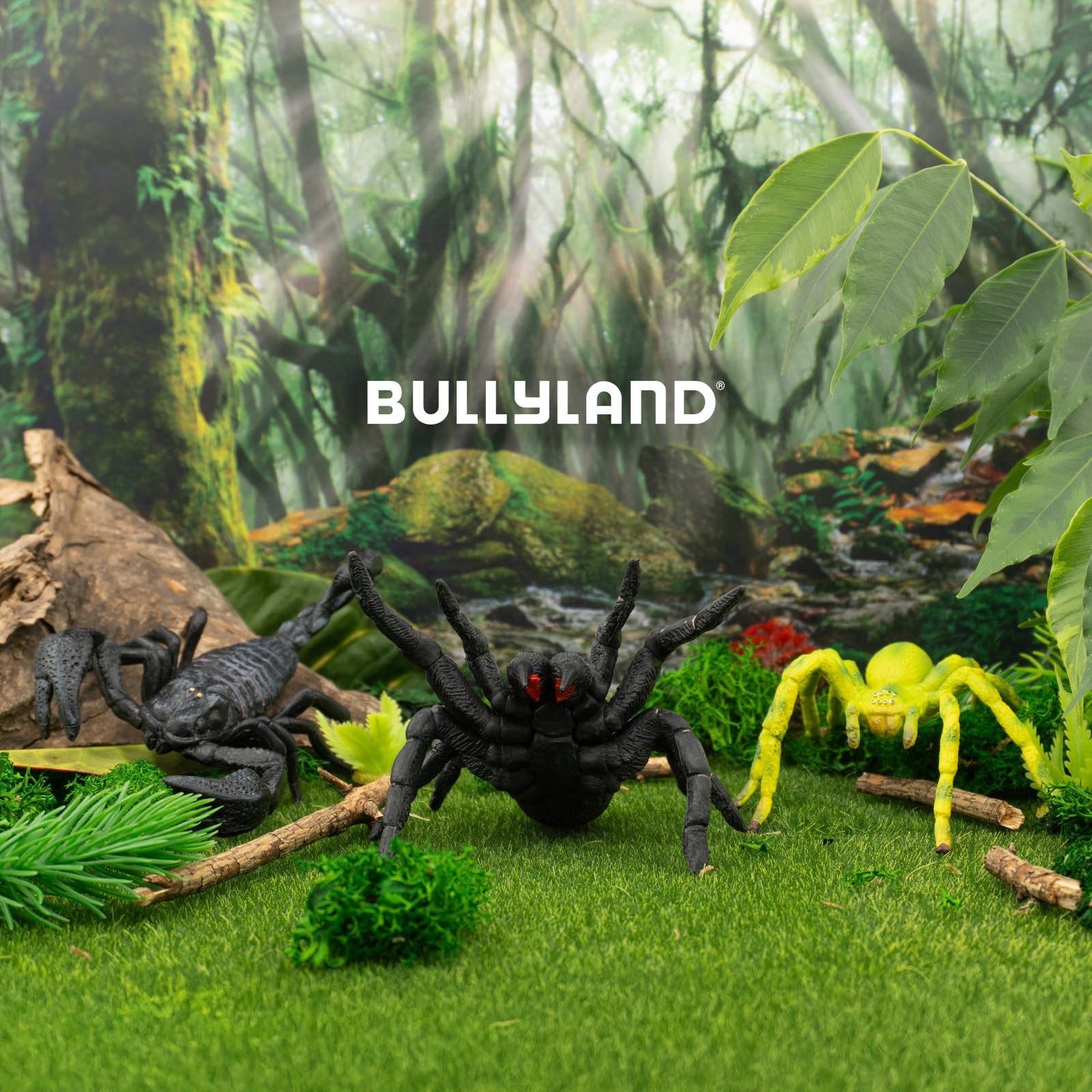 Amazon.com: Bullyland Green Huntsman Spider Action Figure : Toys