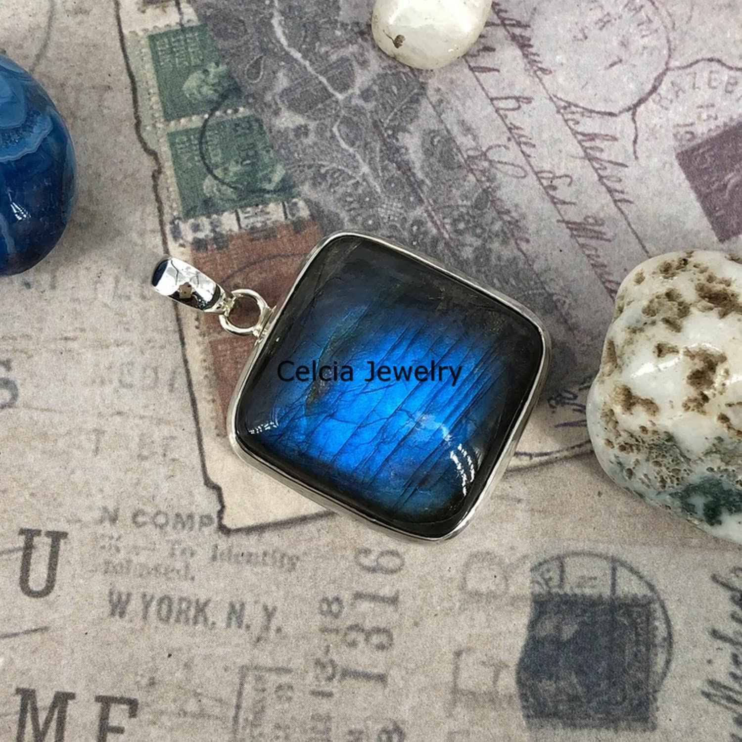 Massiver 925er Sterlingsilber-Anhänger für Damen und Herren, natürlicher Labradorit-Cabochon-Edelstein, erstaunlicher handgefertigter Schmuck für Sie und Ihn