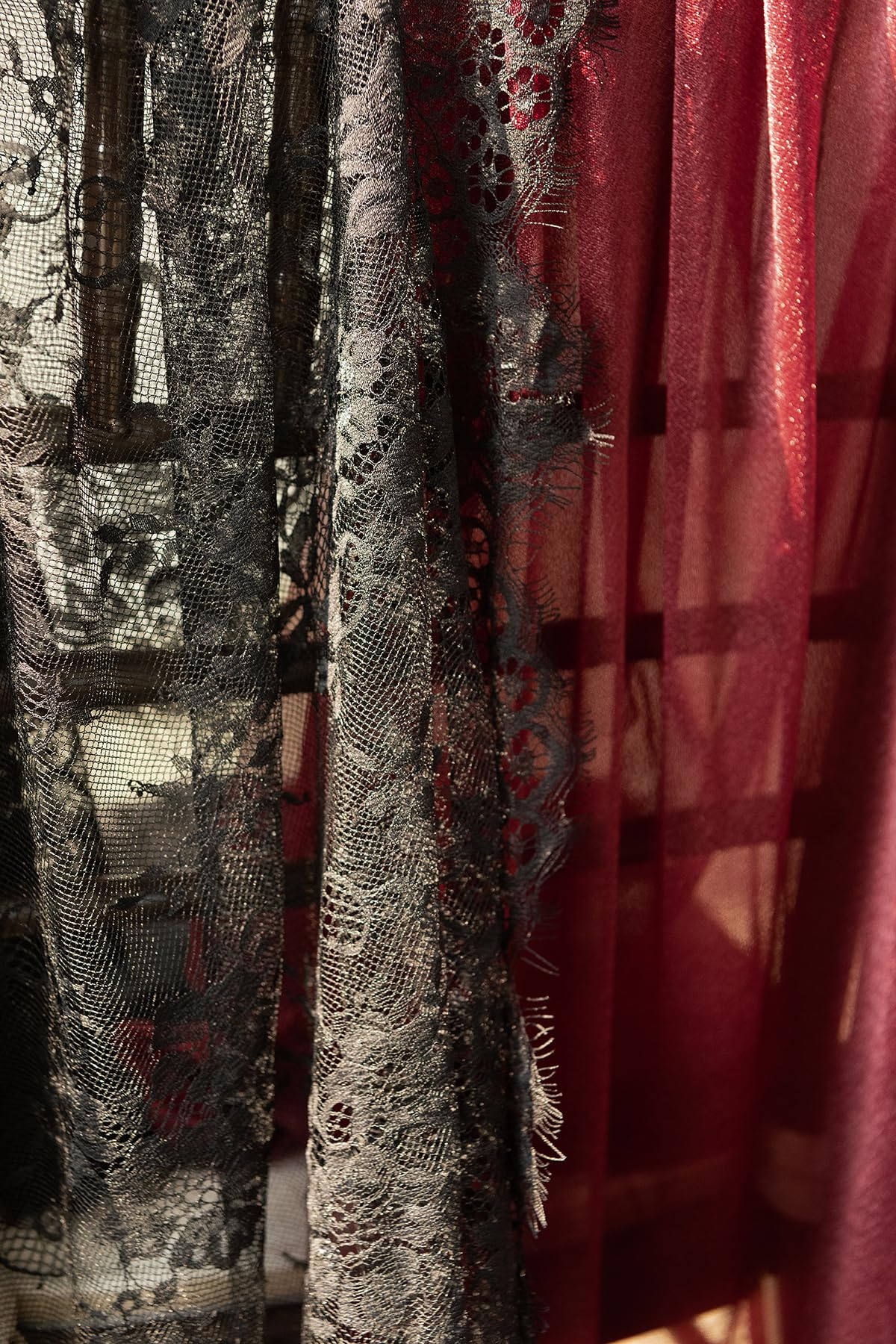 Ling's Moment Black & Burgundy Sheer ChiffonTablecloth & Runner Set for 4/6ft Long Table for Wedding Reception Head/Sweetheart Desk(9x11ft)