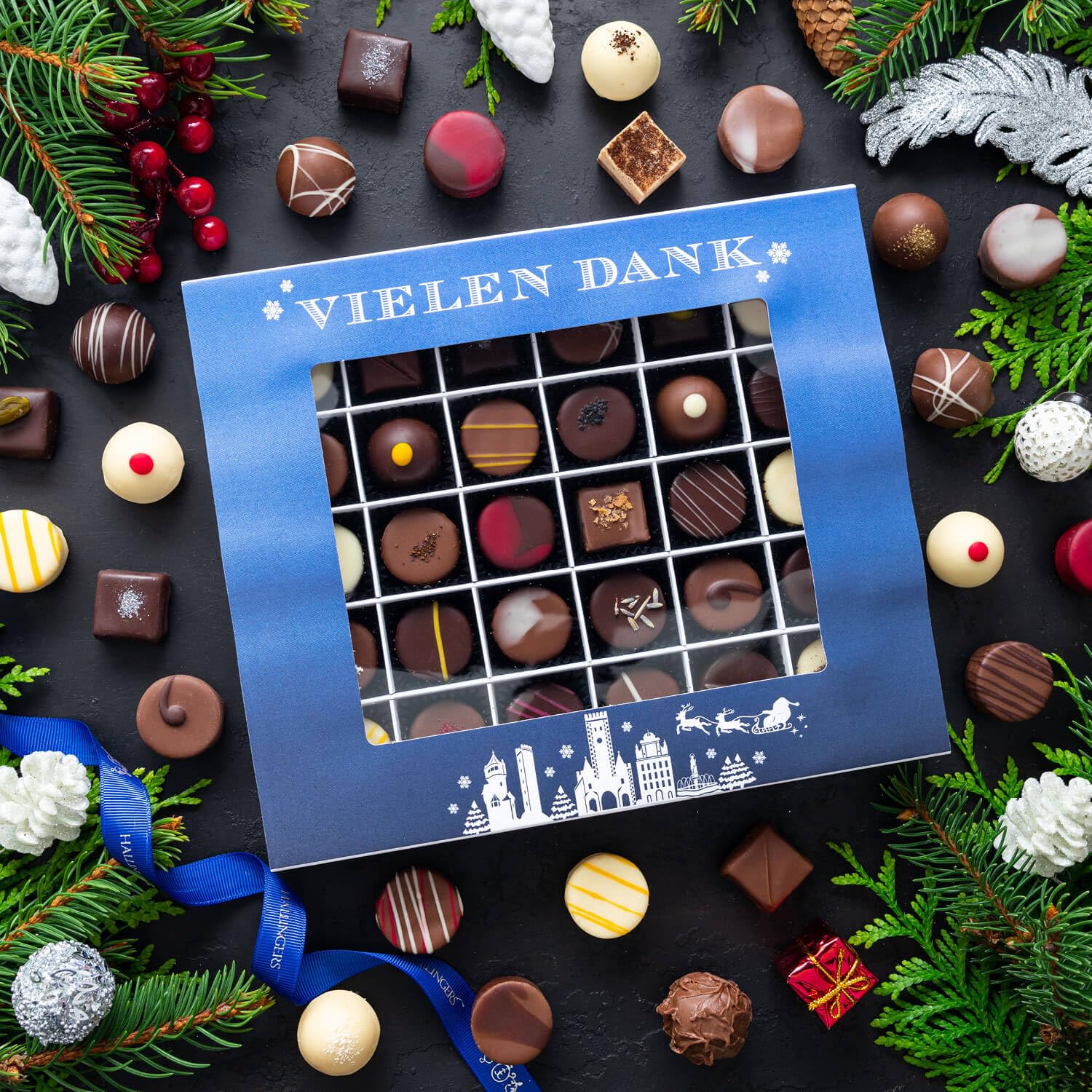 Hallingers Genuss Manufaktur Pralinen Weihnachts-Geschenk - mit & ohne Alkohol, handmade aus Confiserie-Edelkakao in wertiger XXL-Geschenkbox "Vielen Dank Blau", Weihnachten für Frauen Männer