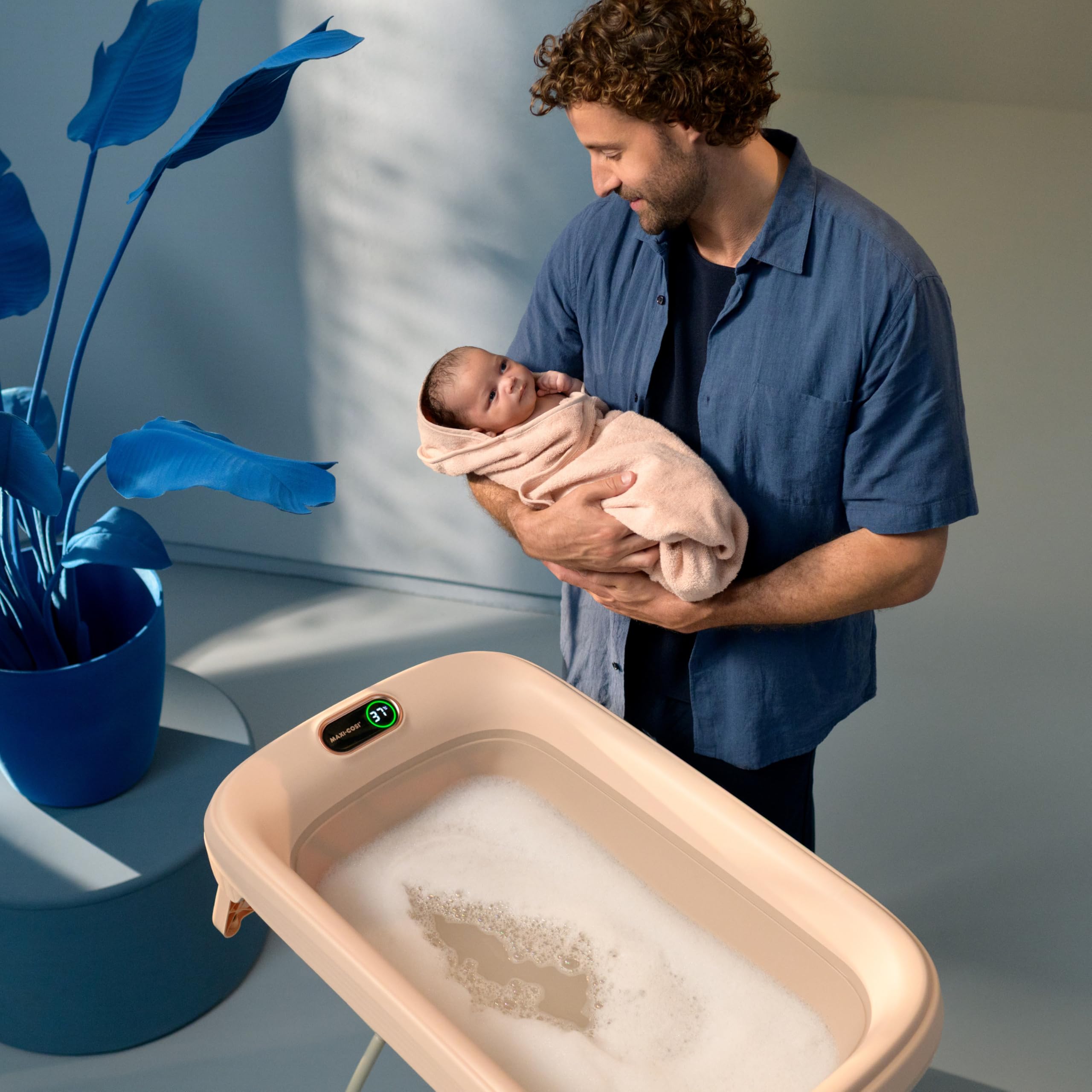 Maxi-Cosi Indigo Bañera Bebé Plegable, 0-4 Años, Bañera Niño Pequeño Espaciosa, Termómetro HighSense Integrado, Antideslizante, Gancho para Colgar Retráctil, Plegado Plano, Muted Terra