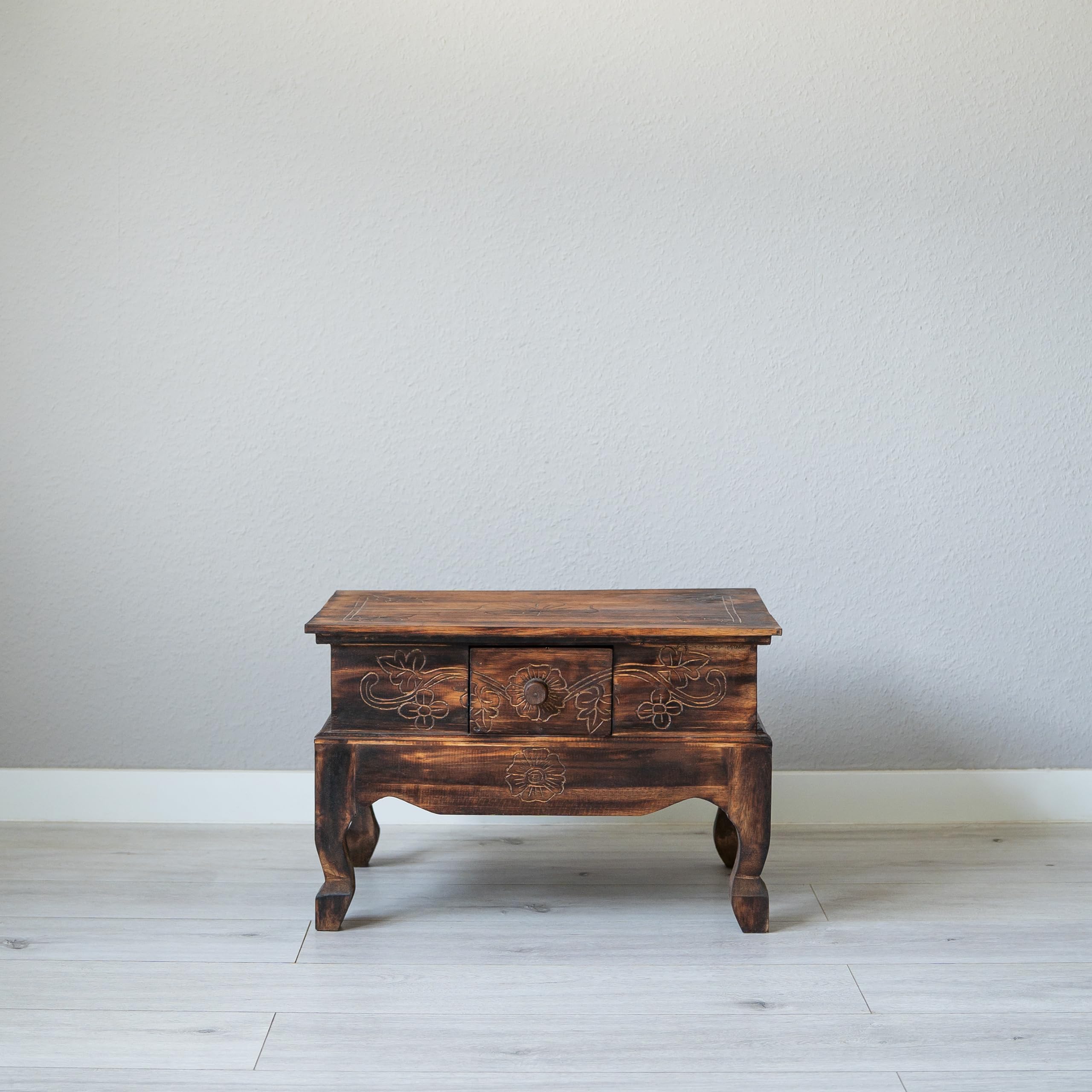livasia Opiumtisch mit Schublade – 60x40x40cm – Handgeschnitzter Beistelltisch Holz aus Bali, Bringt asiatischen Charme als Holztisch in Dein Zuhause (Braun)