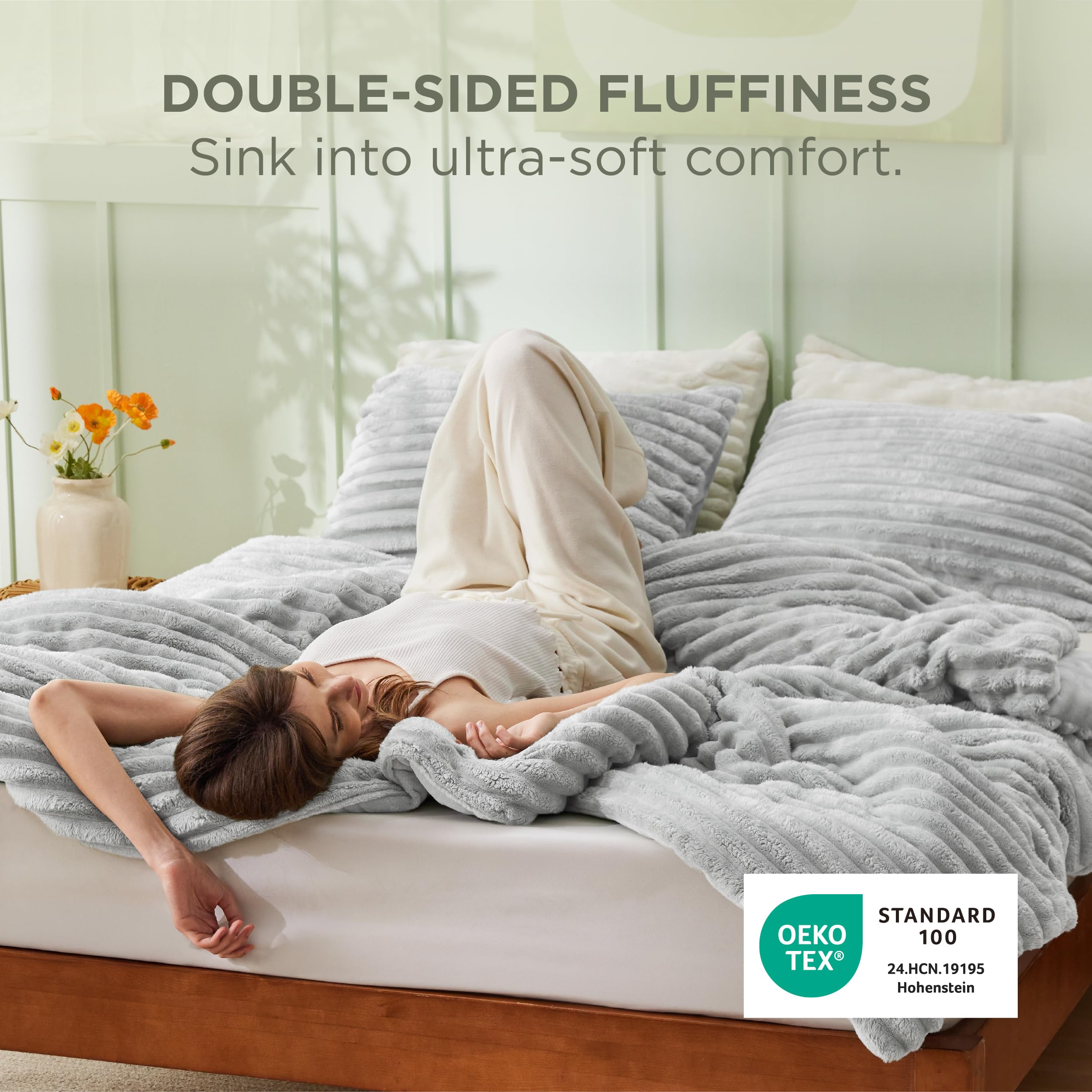 Bedsure Fluffy Comforter Set Queen - Super Soft Faux Fur Bed Set Light Grey, Warm Plush Fleece Winter Bedding, 3 Pieces, 1 Shaggy Fuzzy All Seasons Queen Size Comforter with 2 Pillowcases