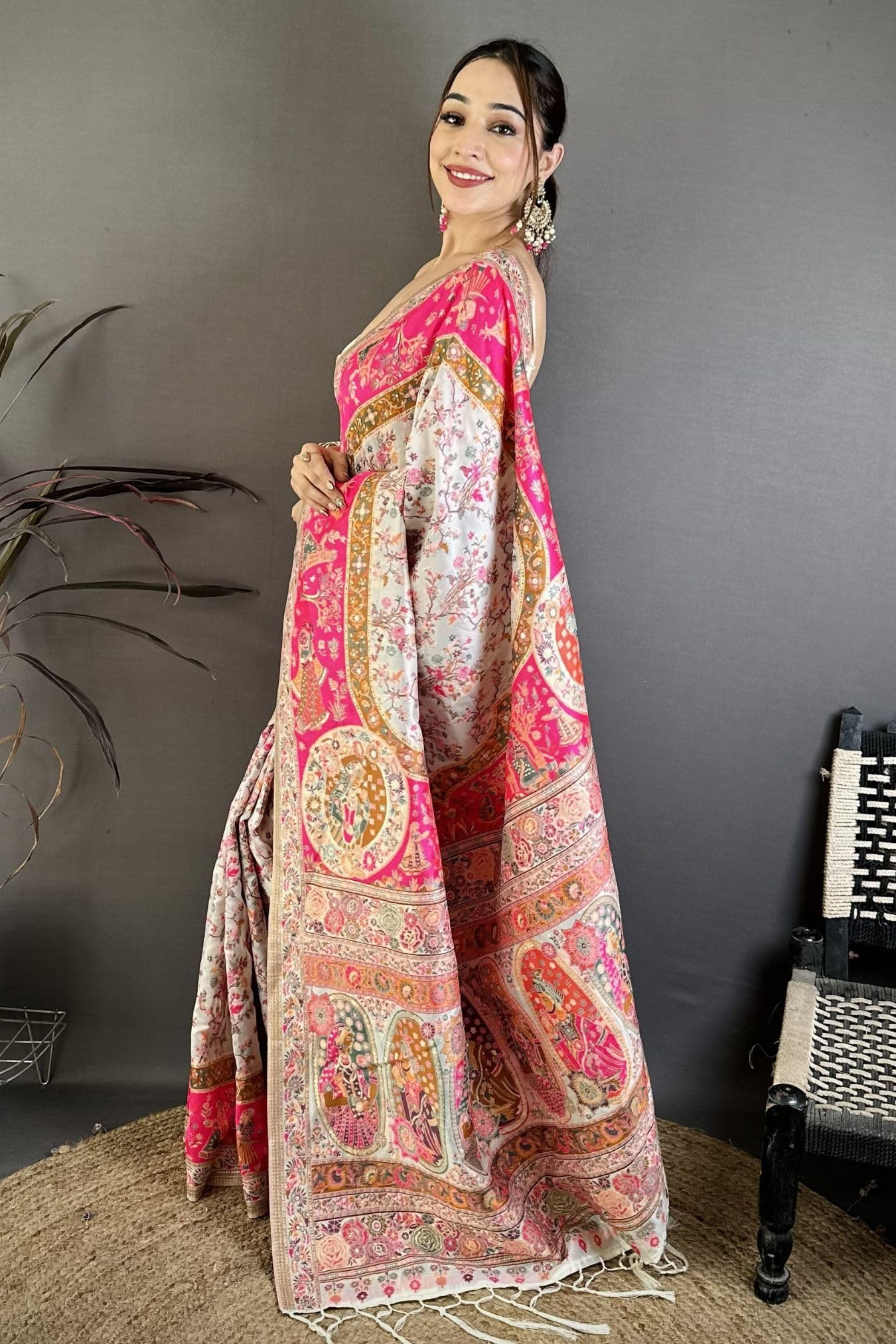 SGF11 Women's Kanjivaram Pure Soft Silk Saree With Unstitched Blouse Piece product image 4