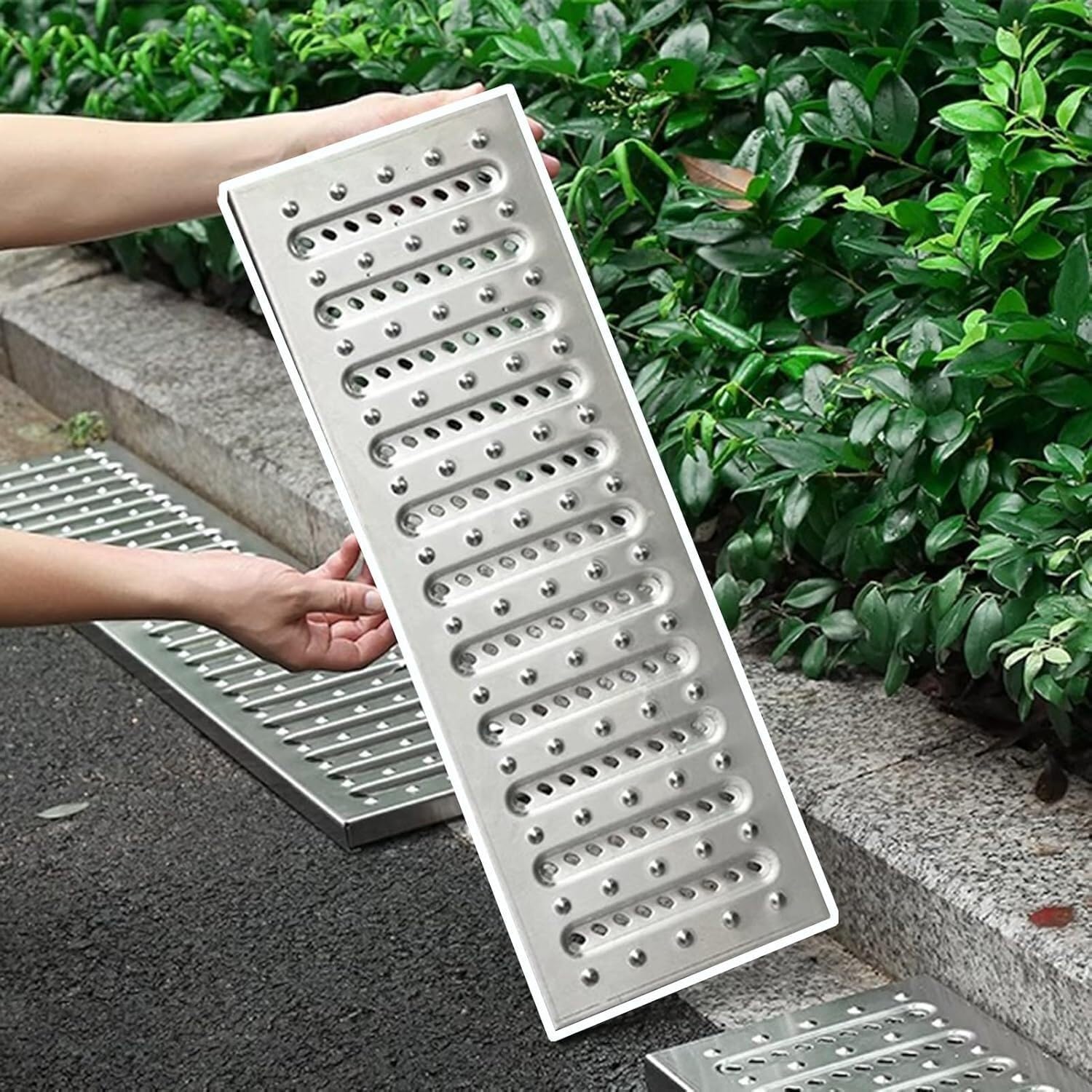 Rejilla de Drenaje Antideslizante para pasillos y Jardines - 15 cm (5 7/8") Recogida de Agua de Lluvia Comercial Rejilla de Drenaje para césped Cubierta de Canal peatonal de Alta Resistencia