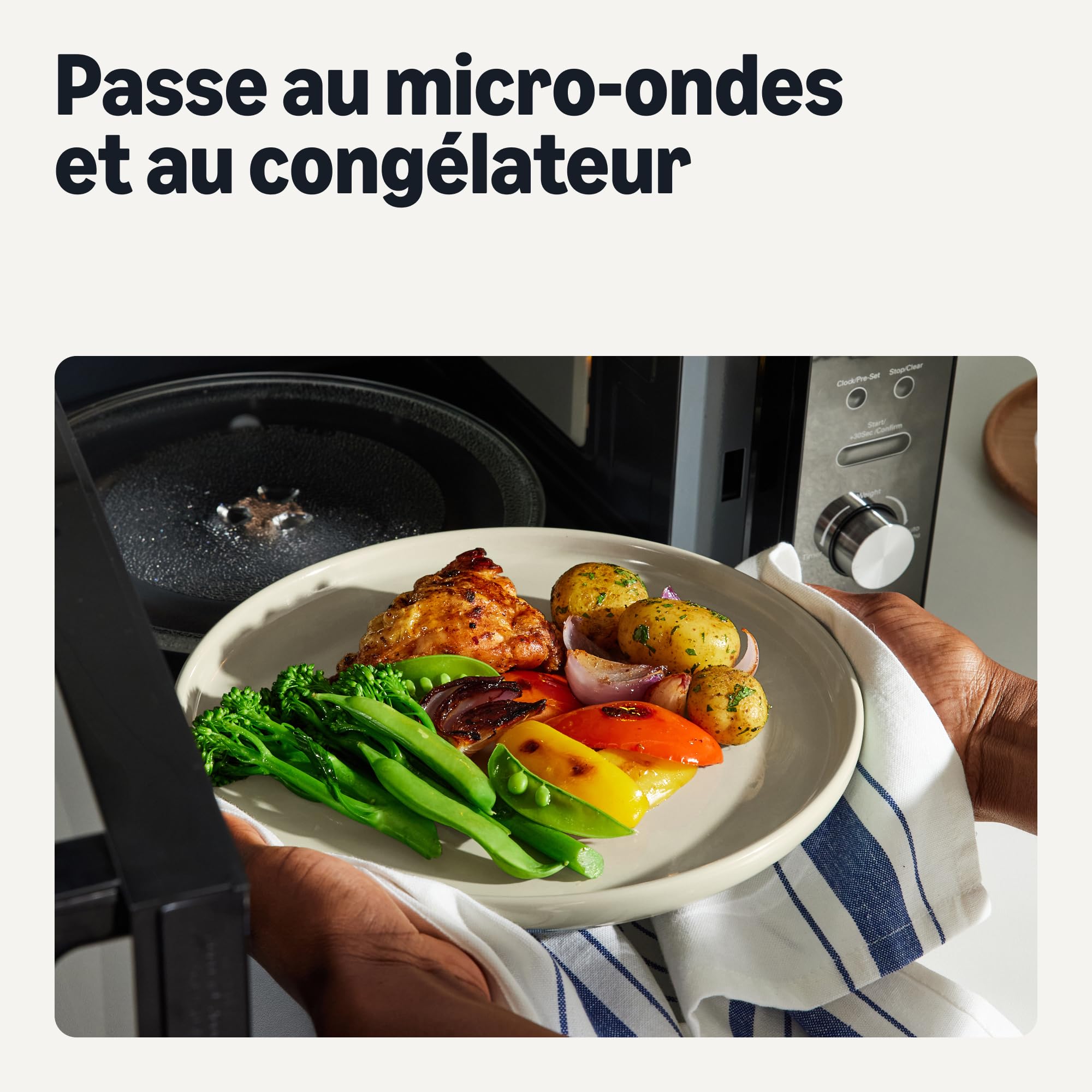 Amazon Basics Assiettes Plates en Grès Émaillé, Lot de 6 Pièces, 26,7cm, Compatible Micro-Ondes et Lave-Vaisselle, Couleur Ivoire