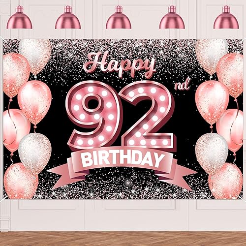 Vista 18 de Feliz cumpleaños número 31, fondo de pancarta dorado rosa, celebrando los 31 años, decoraciones temáticas de globos de confeti para mujeres de 31