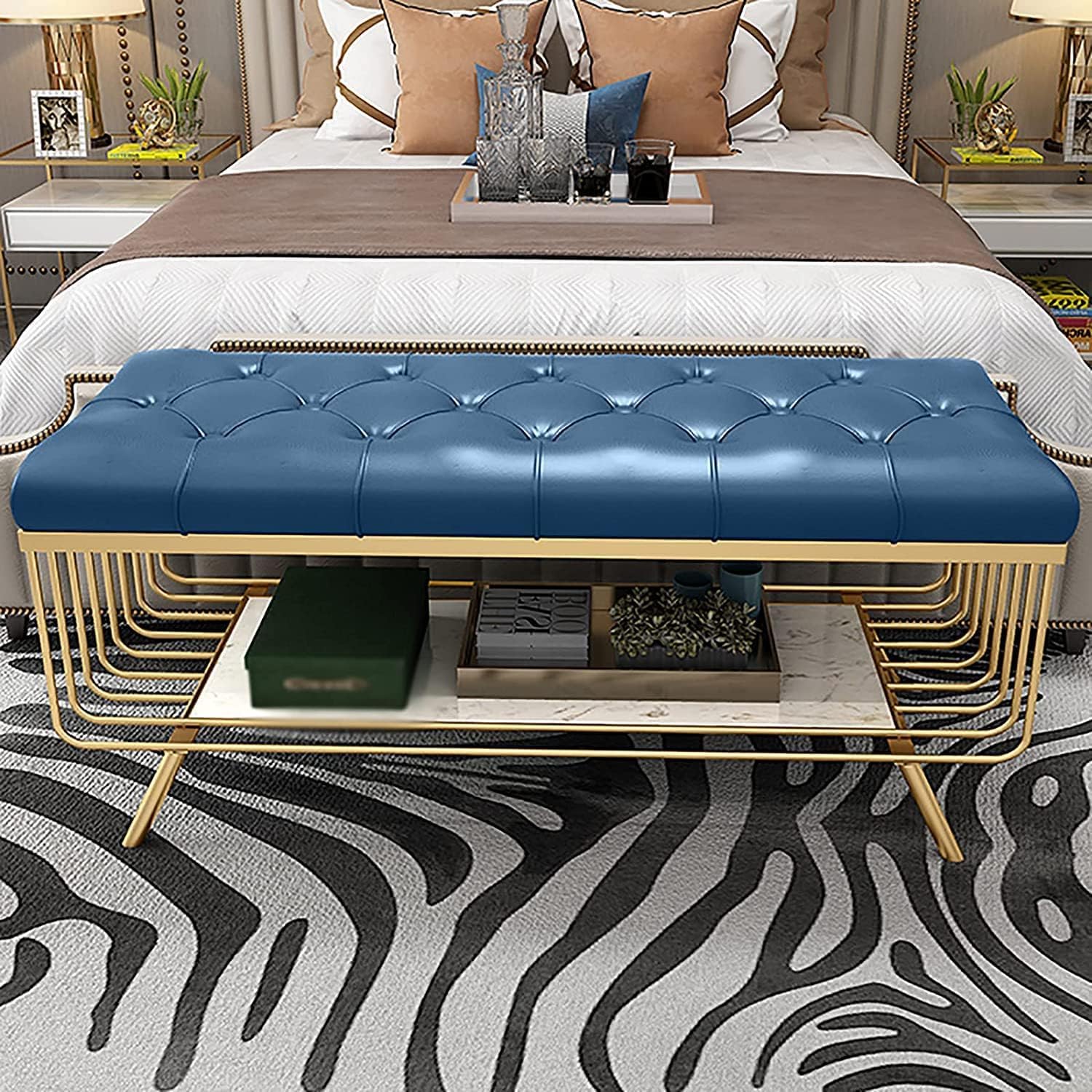 Banc d'entrée avec rangement pour organiser les petits espaces encombrés