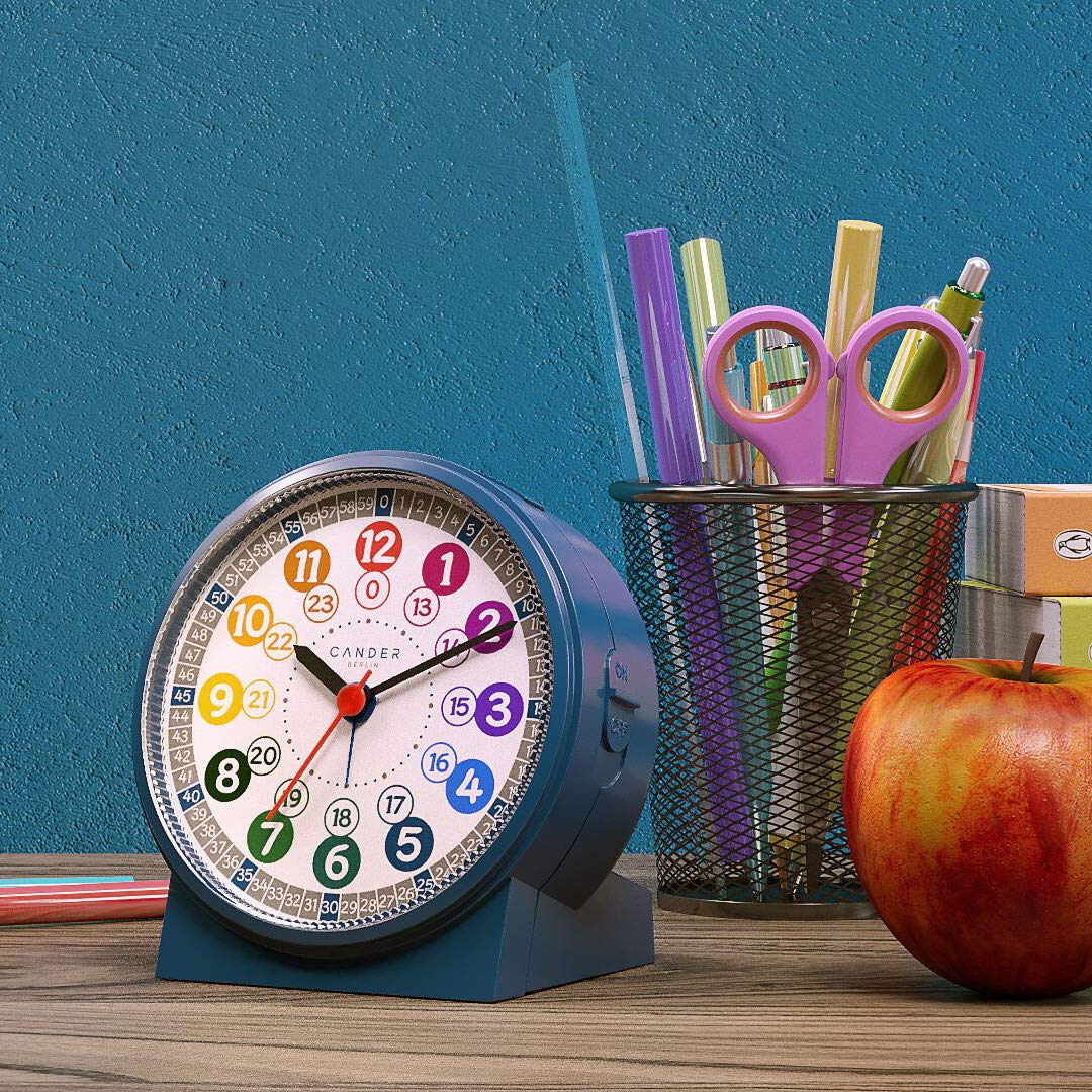 Cander Berlin MNU 1030 J Kinderwanduhr und MNU 1009 J Kinderwecker lautlos blau Lernuhr Wecker Kinder Licht Snooze geräuschlos leise ohne Tickgeräusche analog Wanduhr Kinderzimmer Jungen Mädchen