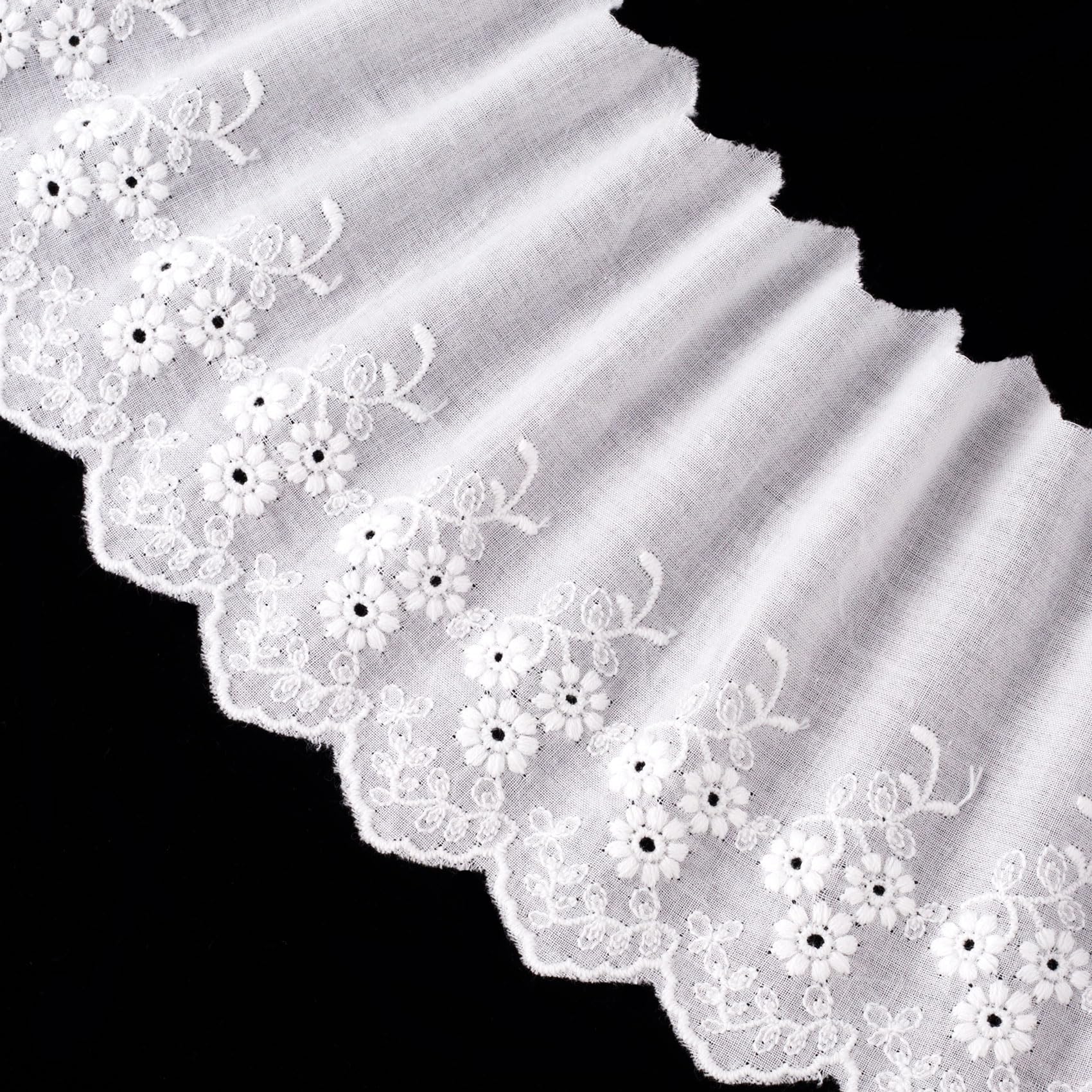 PAGOW 5 Yards Cotton Eyelet Lace Trim, White Cotton Floral Embroidery Scalloped Lace Trim for Sewing Dresses, Baby Clothes, Bag, Pets Clothes (3.9inch