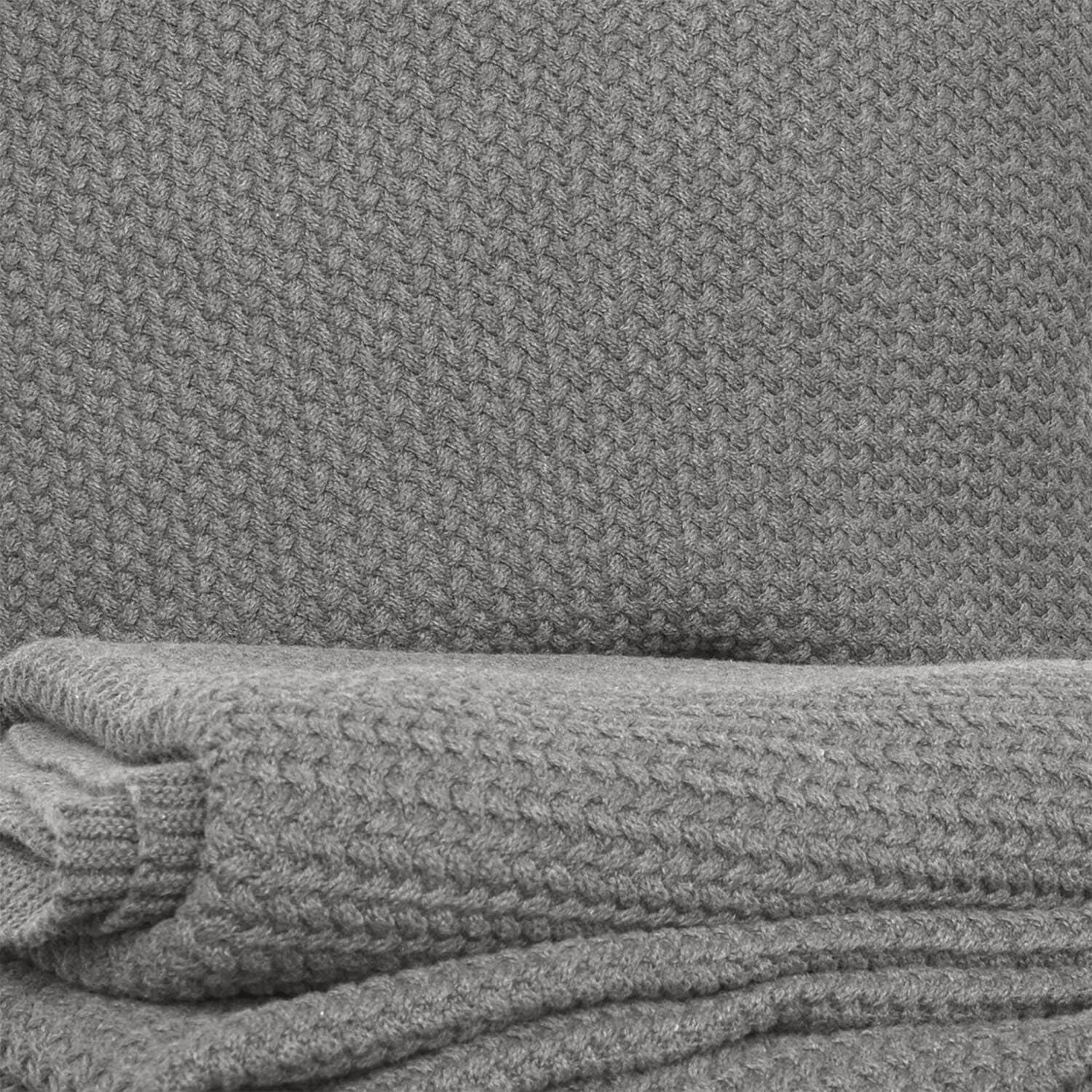 Wohndecke Jaron fein gestrickt, 150x200 cm, Hellgrau, 100% Baumwolle, Fischgrat-Optik