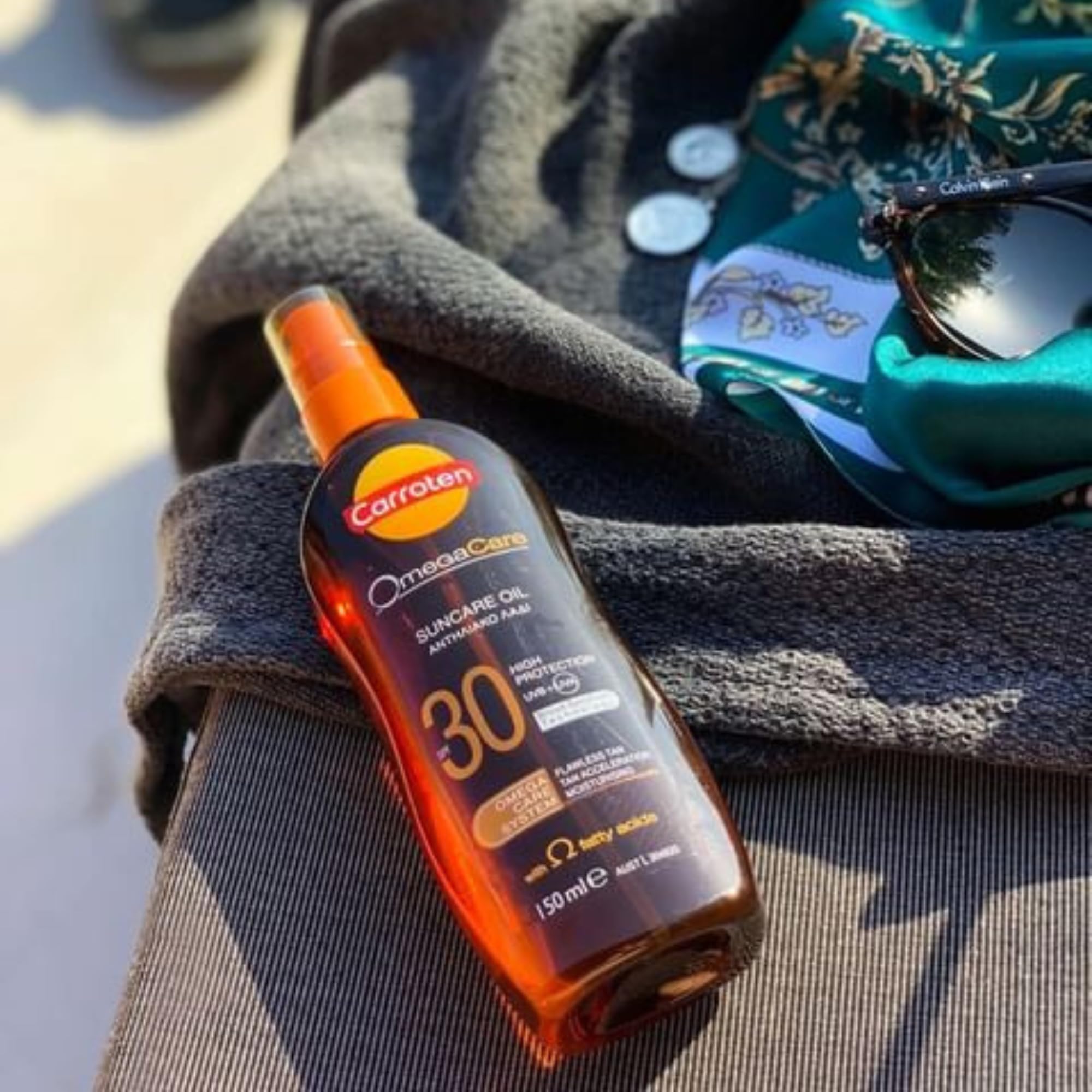 Carroten OmegaCare Tanning Oil SPF 30, 150 ml - Acceleratore di abbronzatura con acidi grassi omega - Olio abbronzante spray con protezione solare - Olio solare per un'abbronzatura veloce