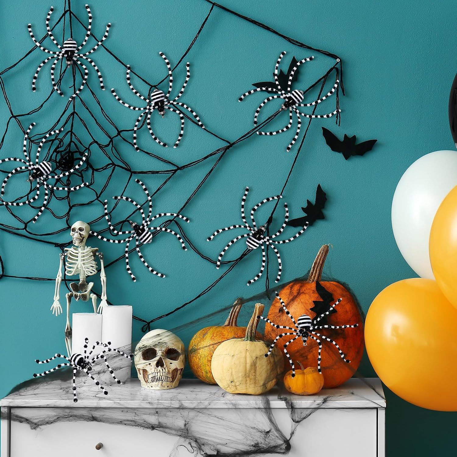 Reallnaive 8 Pcs Black and White Spider Halloween Hanging Beaded Ornament