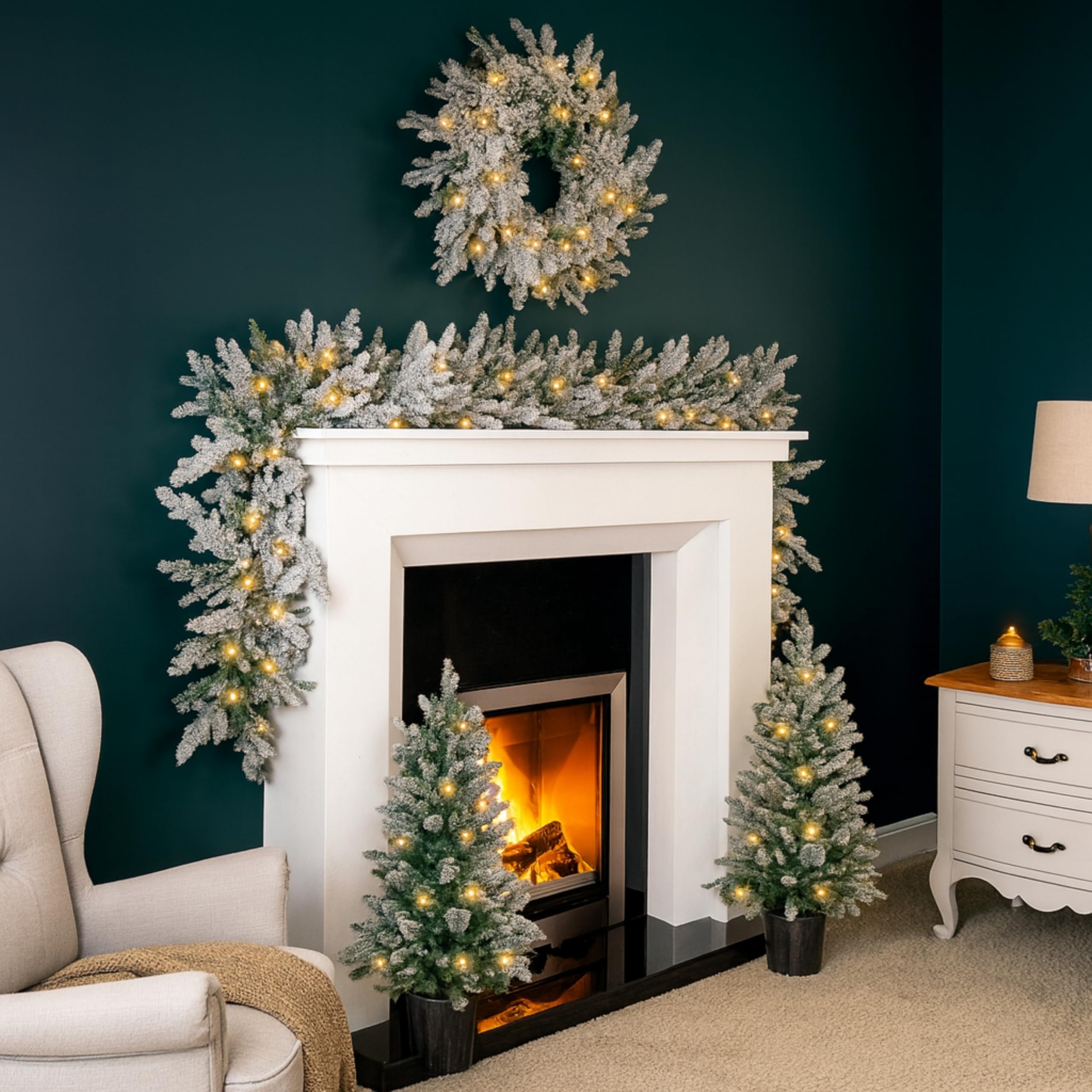 Marco Paul Luxury Frosted Christmas Decoration Set - Pre Lit Wreath Garland & 2 Mini Christmas Trees with LED Lights - Battery Operated Warm & Cool White Indoor Outdoor Xmas Decorations for Home Décor