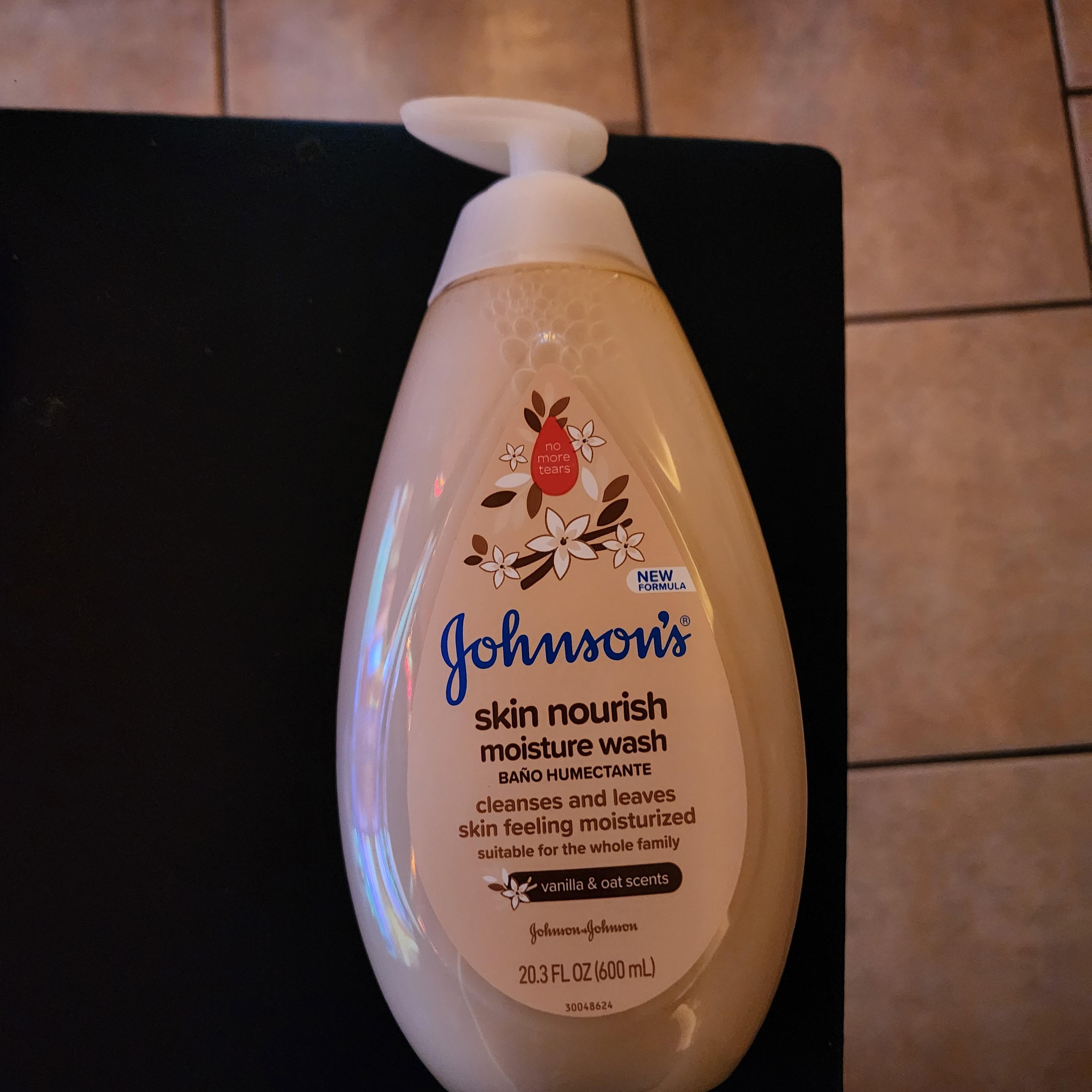 Watch Johnson's Baby Skin Nourishing Moisture Baby Body Wash With