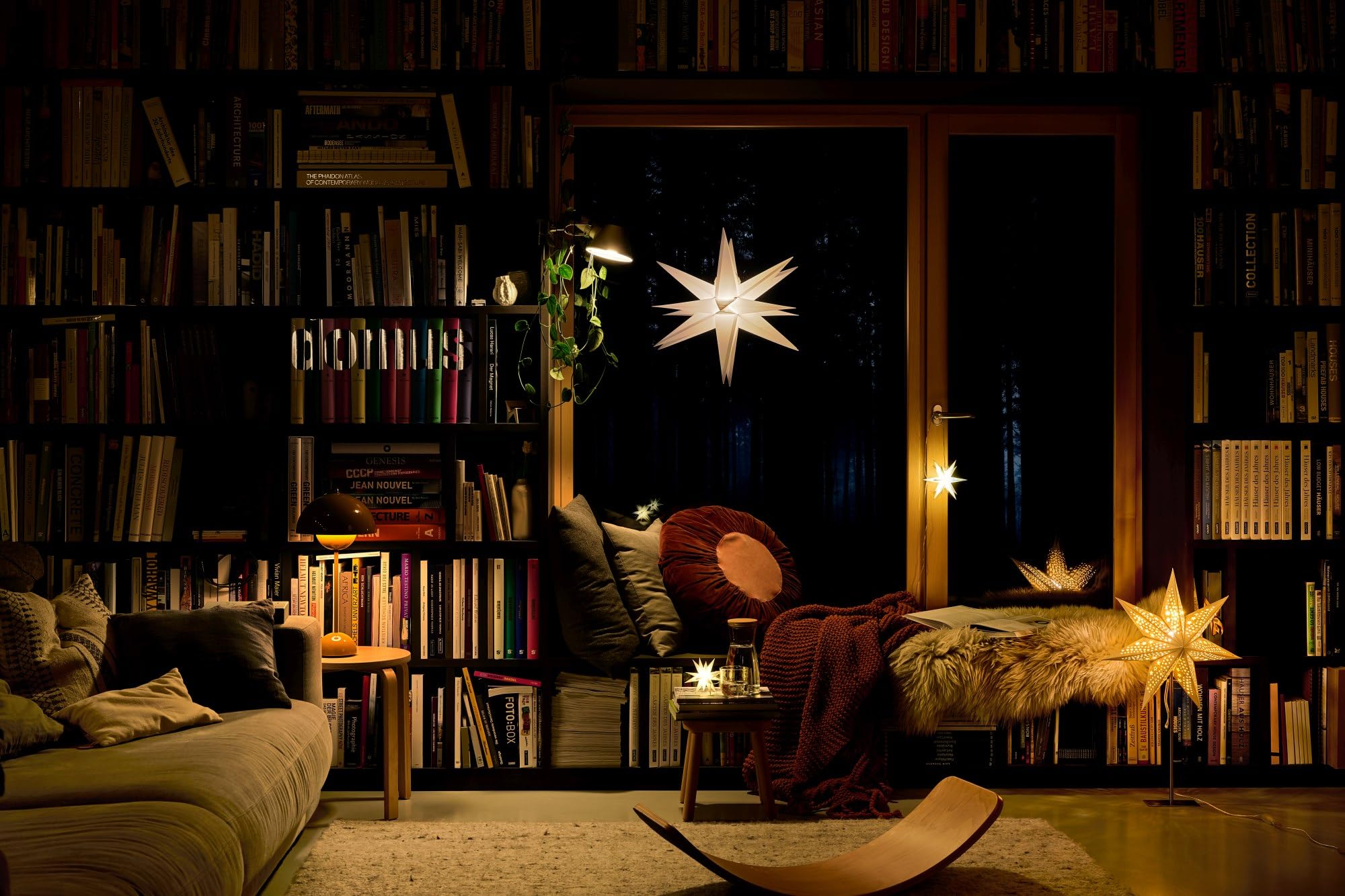 Novaliv Weihnachtsstern beleuchtet Faltstern 55cm Dekostern Weiss hochwertiger Kunststoffstern für Glühbirne mit Timer Funktion 3D Stern 18 Zackig Leuchtstern Weihnachtslicht Winterbeleuchtung